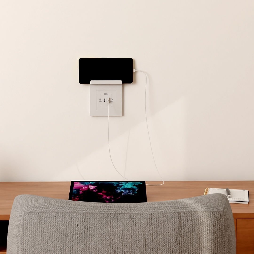 Eqona Fildişi Beyaz Pratik Telefon Tutucu Şarj Prizi 20W QC3.0 PD Type-C + USB Çift Çıkışlı