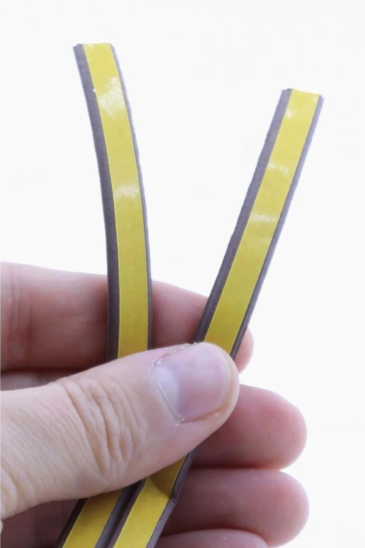 Kapı Pencere Bandı 16x2=32 Mt Su Geçirmez Izolasyon Fitili Ses Soğuk Isı Yalıtım Bandı (kahverengi)