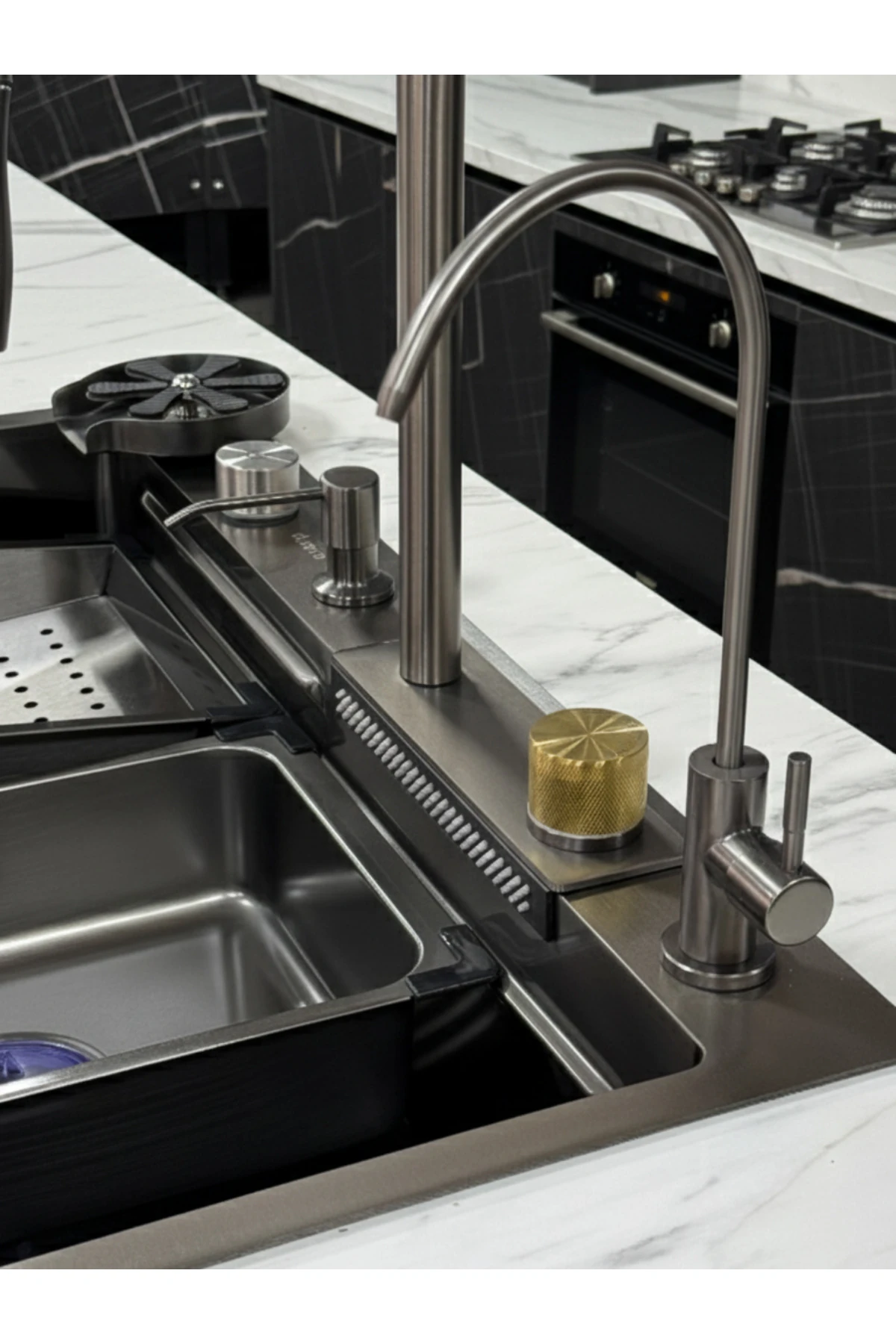 Mutfak Evyesi -Teknolojik Akıllı Eviye Sus304 Paslanmaz Çelik 3 mm Kalınlık PVD yüzey