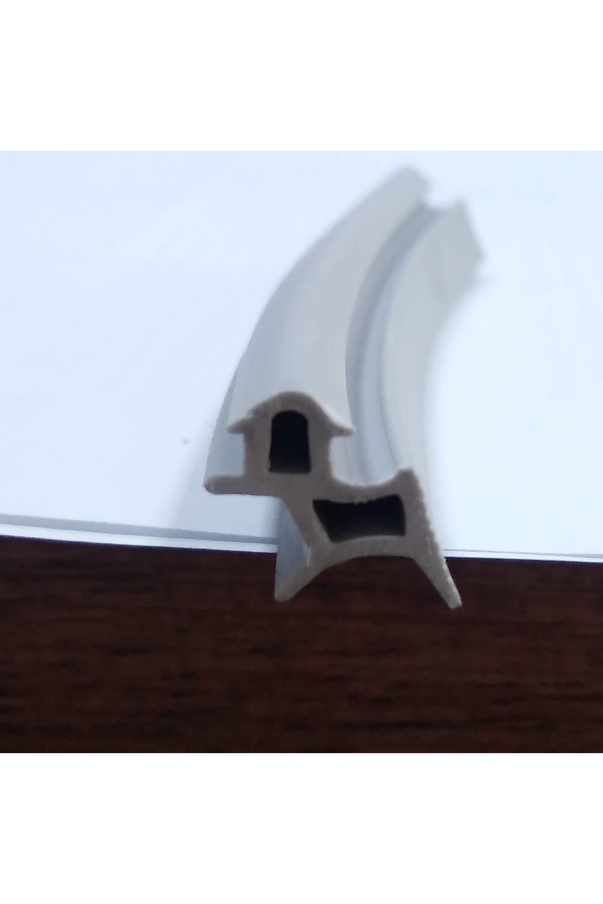 Pimapen Contası Gri Kapı Pencere Fitili 5 Metrelik Pakette Pvc Pimapen Fitili