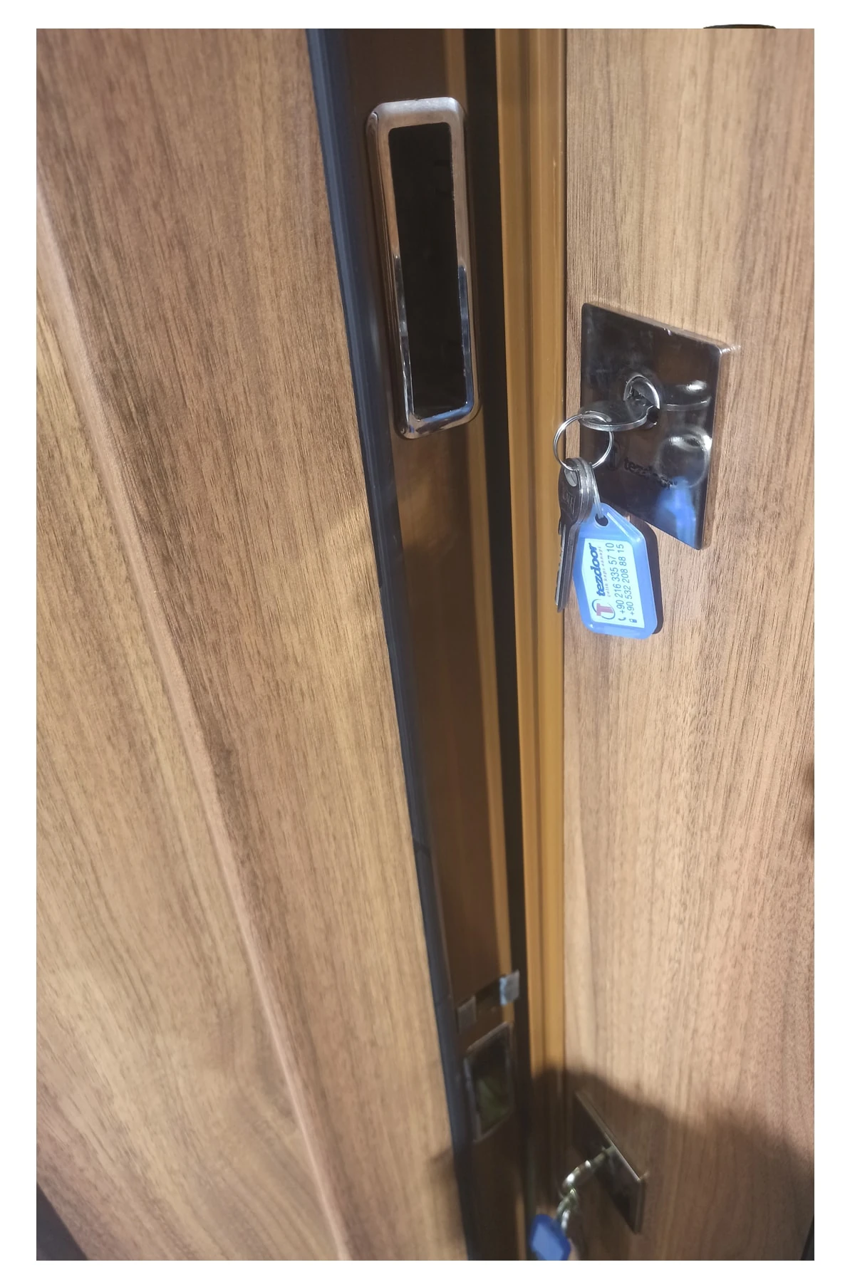 Çelik Kapı,kabartma Desenli Çelik Kapı, Daire Kapısı, Çelik Kapı Sağ Açılım