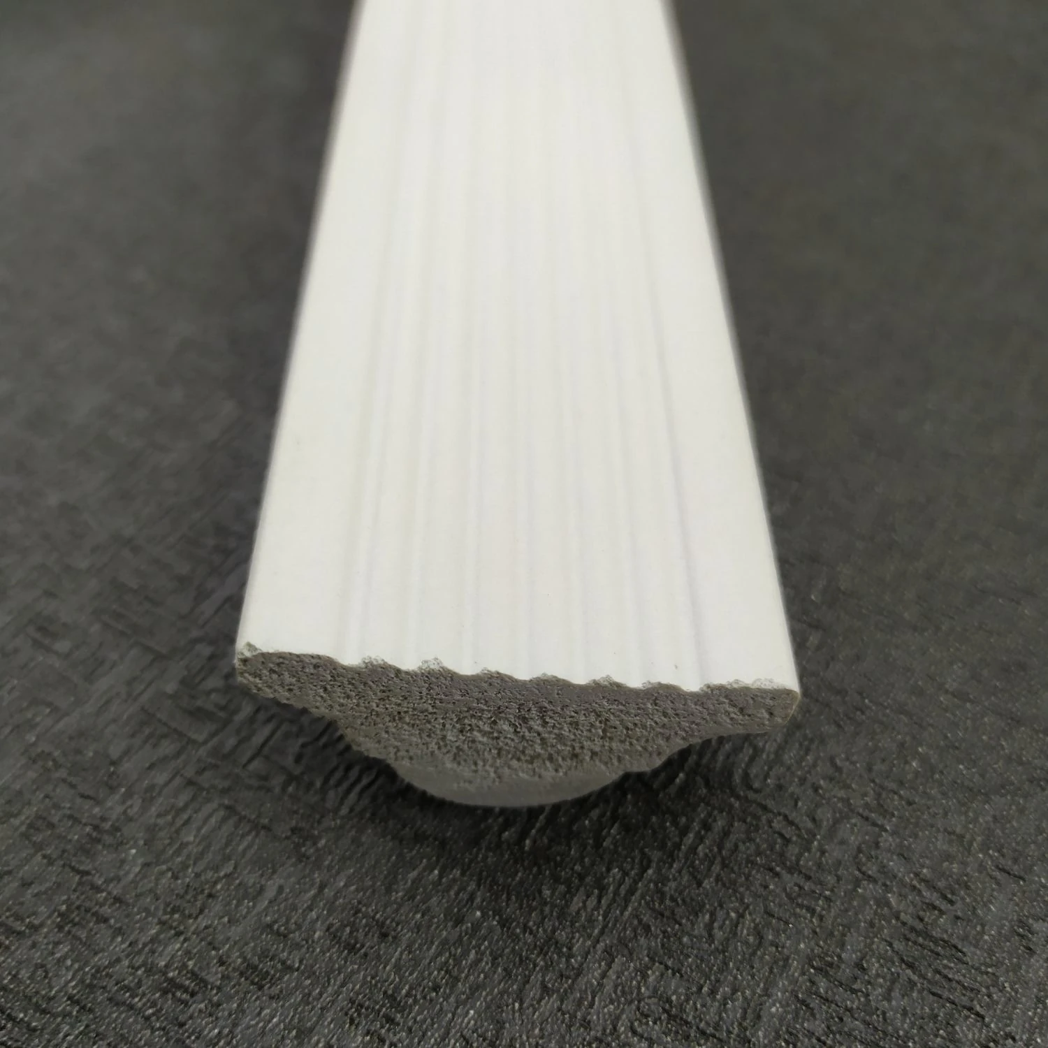 Boyanabilir Duvar Çıtası 4 cm (1boy 240 cm DF-4018)