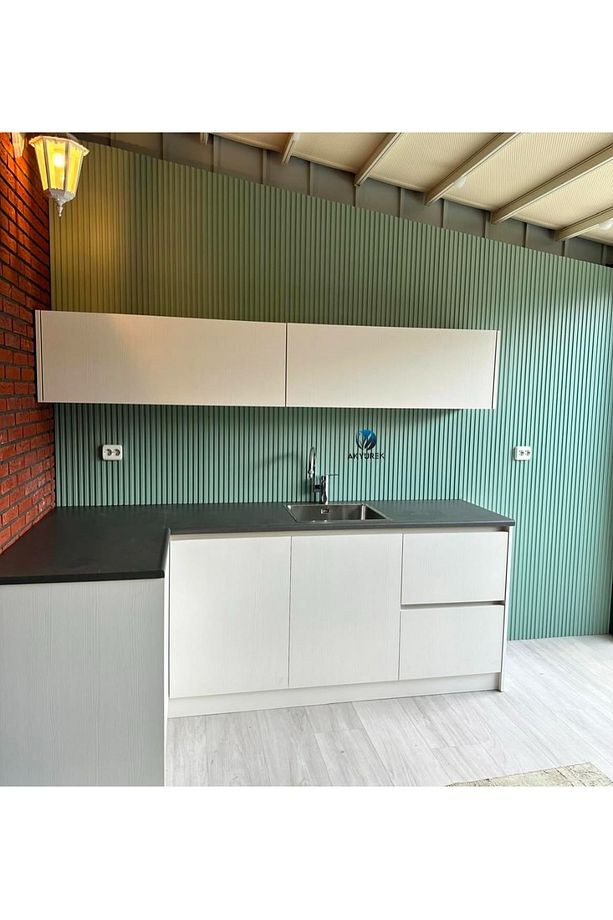 AKYÜREK  LB 3783 MODEL SU YEŞİLİ DEKOR PROFİL DUVAR KAPLAMA  LAMBRİ