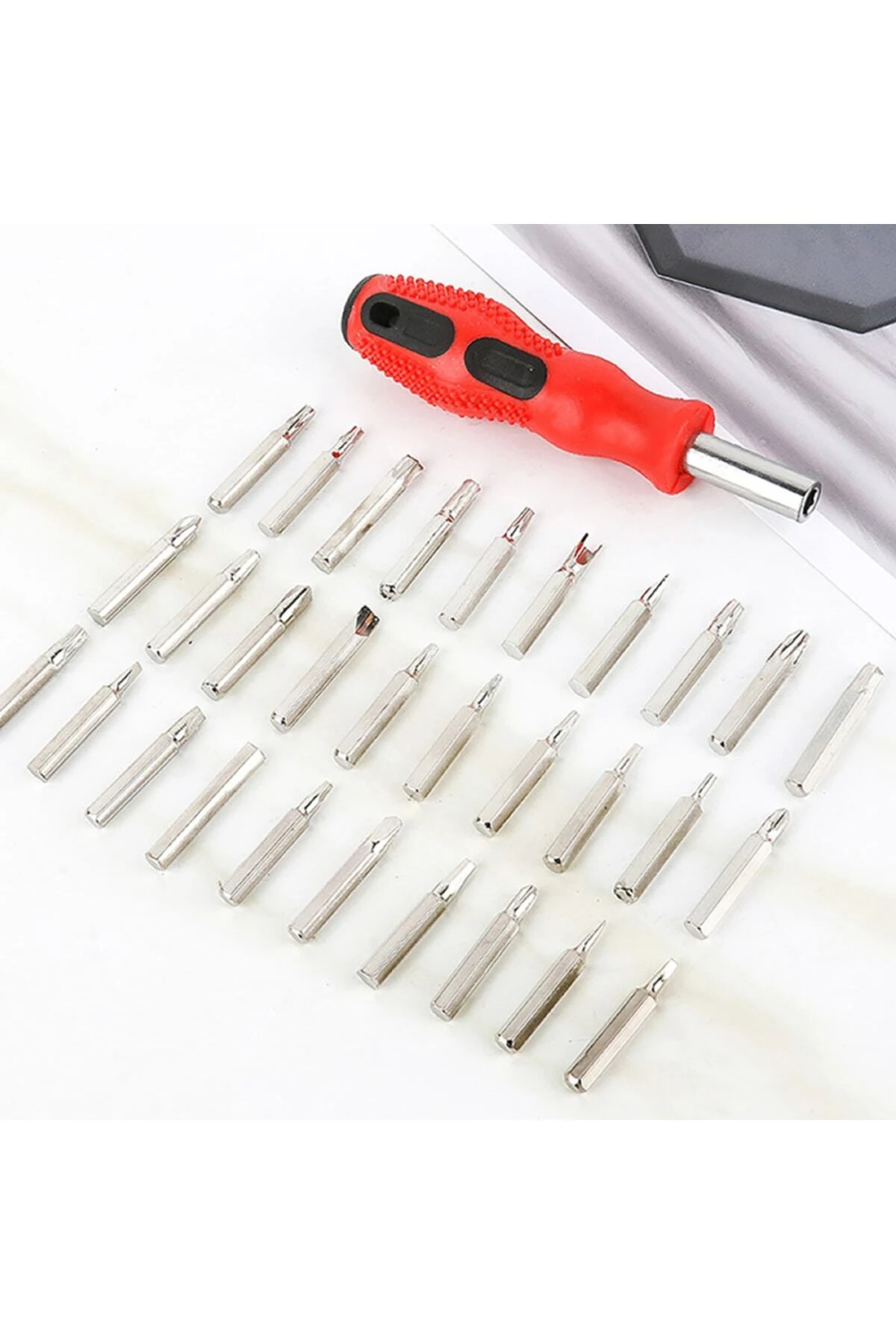 31 Parça Üniversal Çok Amaçlı Tornavida Seti Test Tamirat Çelik