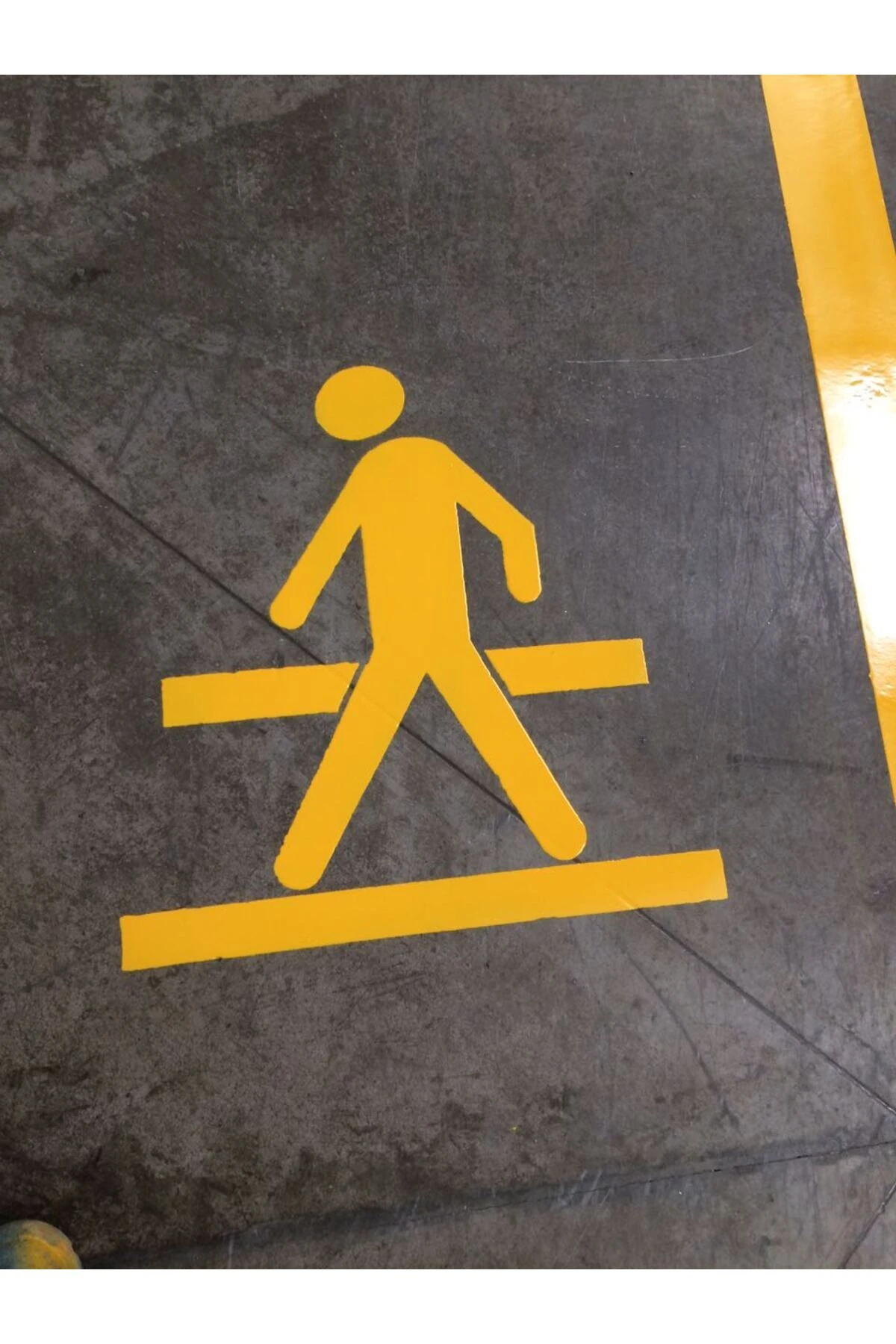 Yol Çizgi Boyası Ve Otopark Boyası 25 Kg