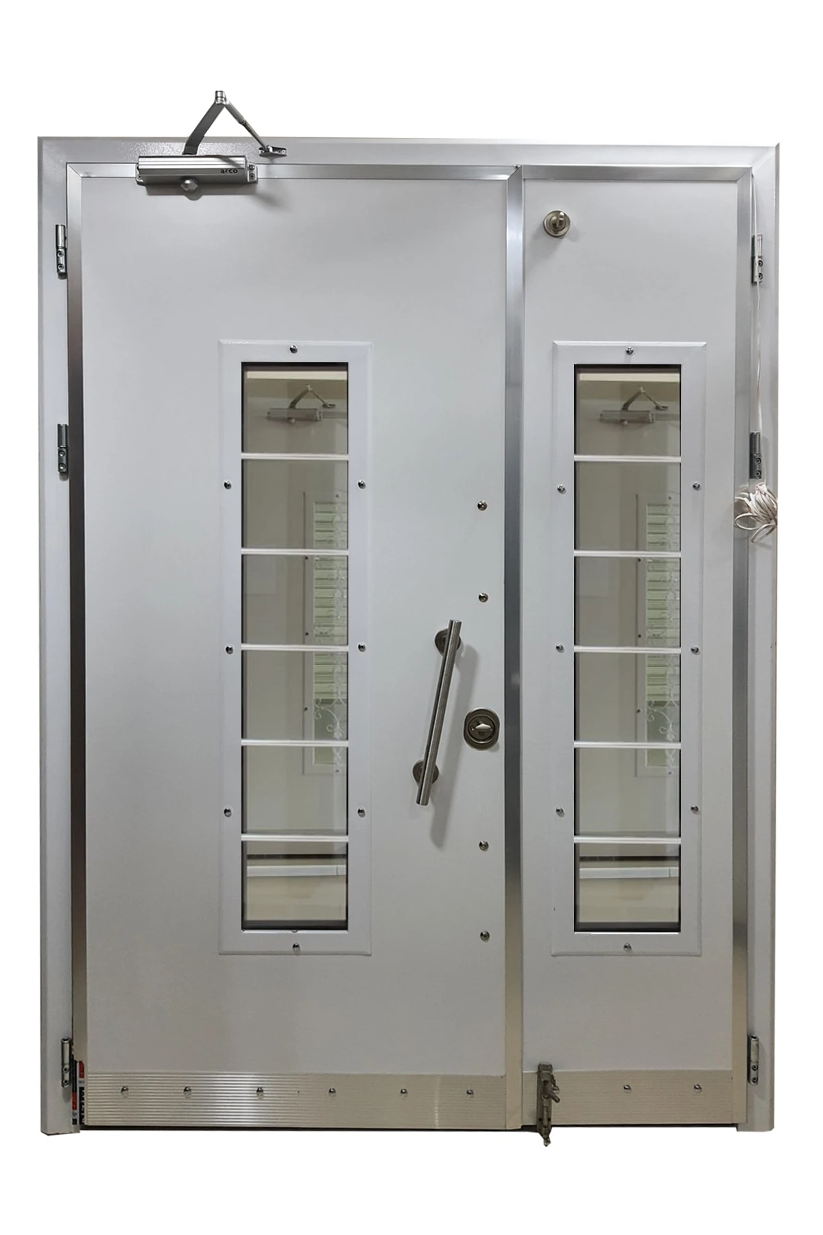 Beyaz Çelik Kapı Beyaz Renk Kabartmalı Model Daire Giriş Kapısı Sağ Açılım