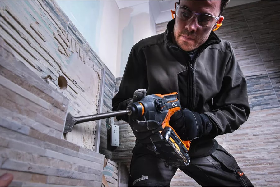 AEG  Bbh 18C LI-402C 18V Çift Akülü Kırıcı Delici (2X4.0AH Akü + Hızlı Şarj Cihazı + Hardox Taşıma Çantası)