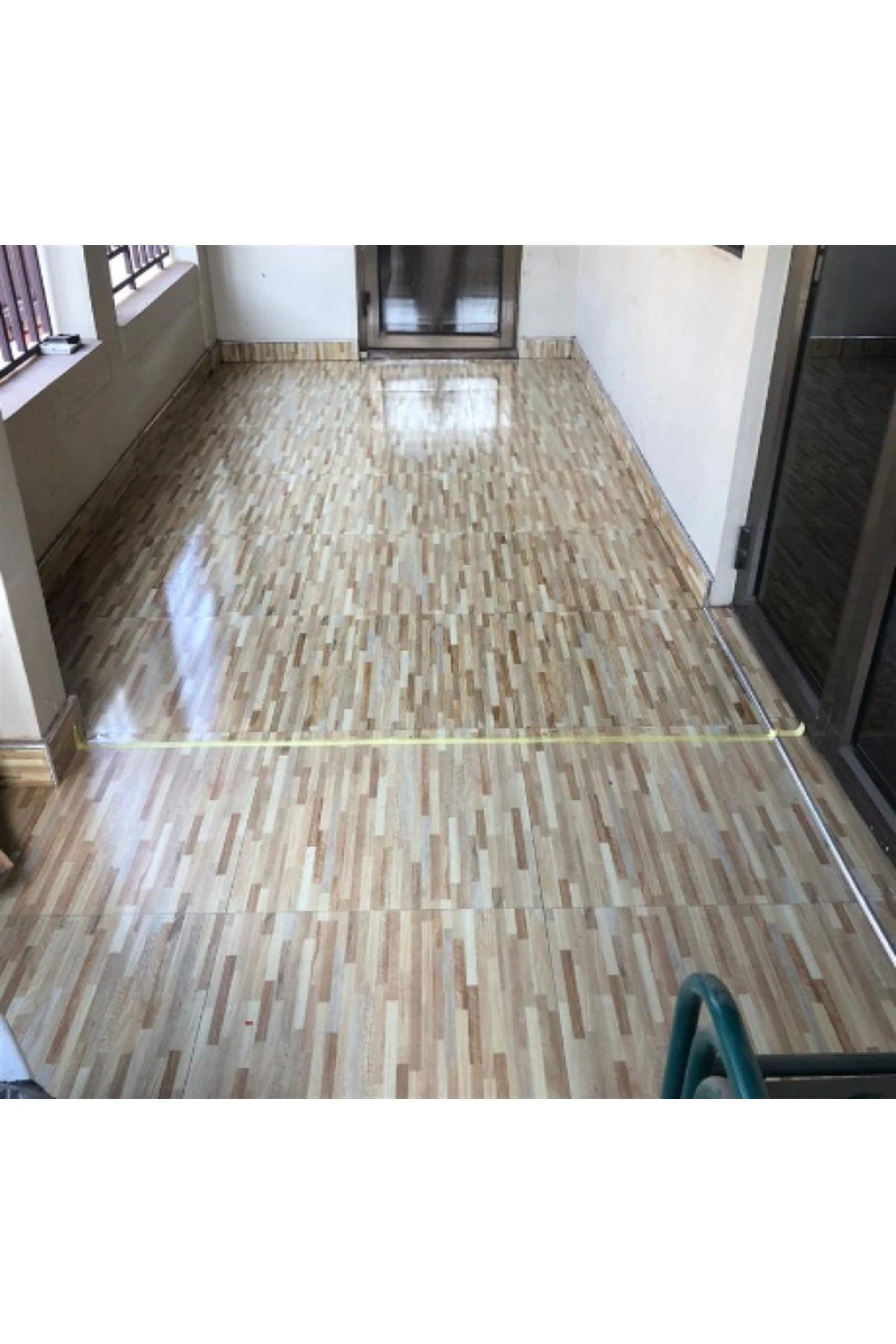 EPOKSİ SIVI CAM ULTRA ŞEFFAF PARLAK LIQUID GLASS SU YALITIM VE KAPLAMA REÇİNESİ 1 KG KIT