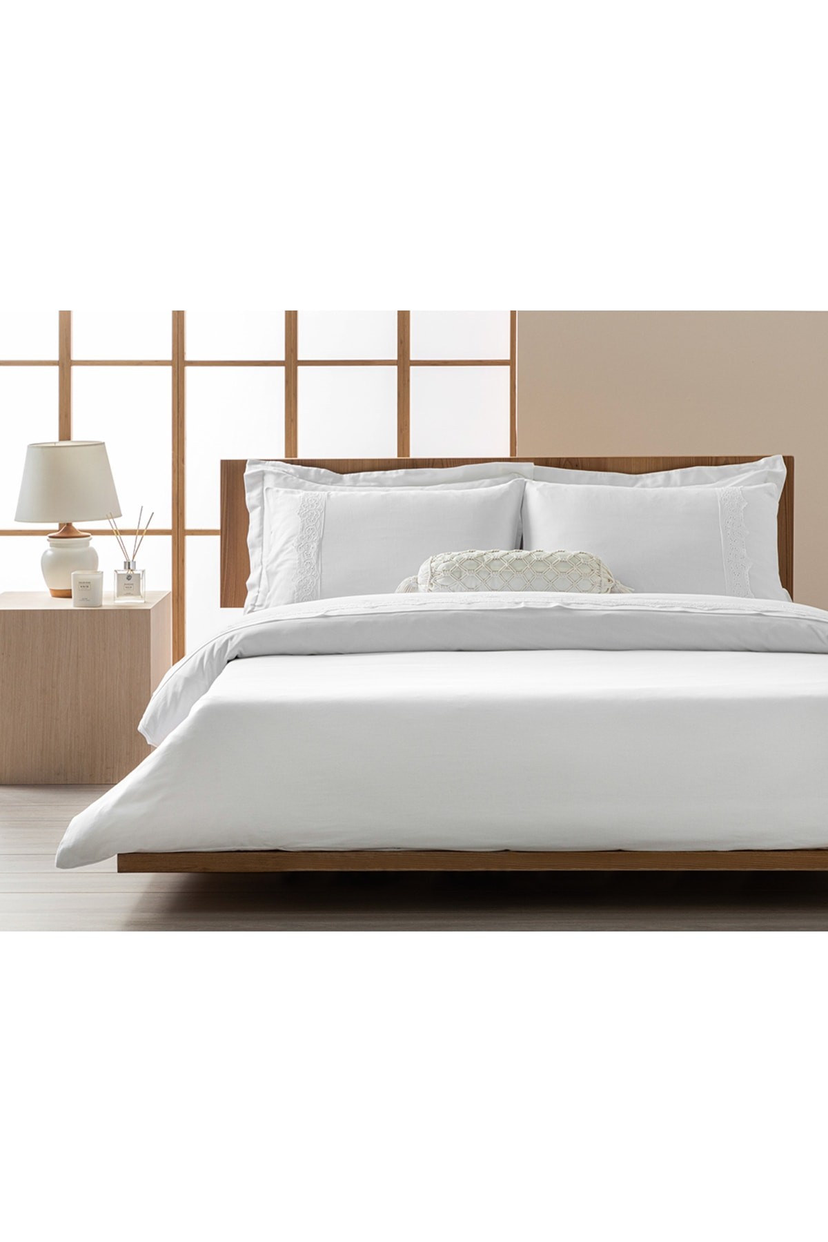 Kiara Brodeli Pamuk Saten Çift Kişilik Nevresim Takımı 200x220 Cm Beyaz