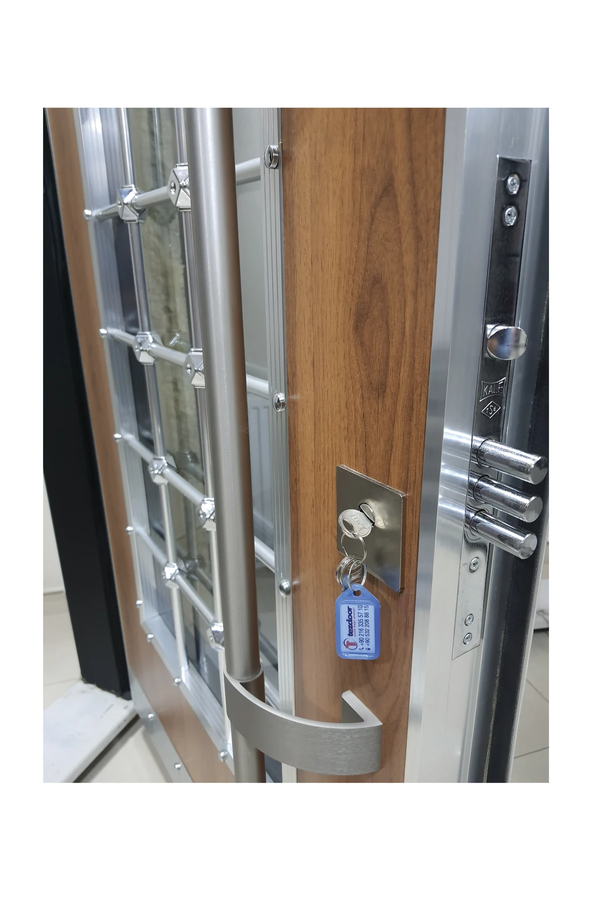 Çelik Kapı Siyah Renk Statik Kasalı Saruhan Renk Ahşahçelik Kapı, Apartman Giriş Kapısı Sol Açılım