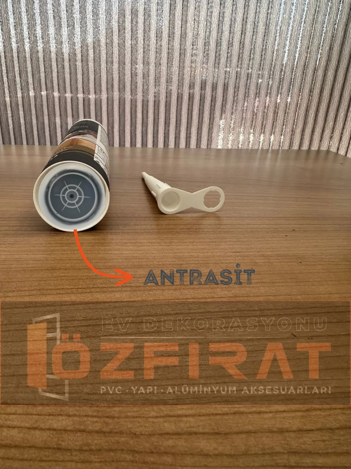 Silikonize Mastik Pvc Kenarları Için Mükemmel