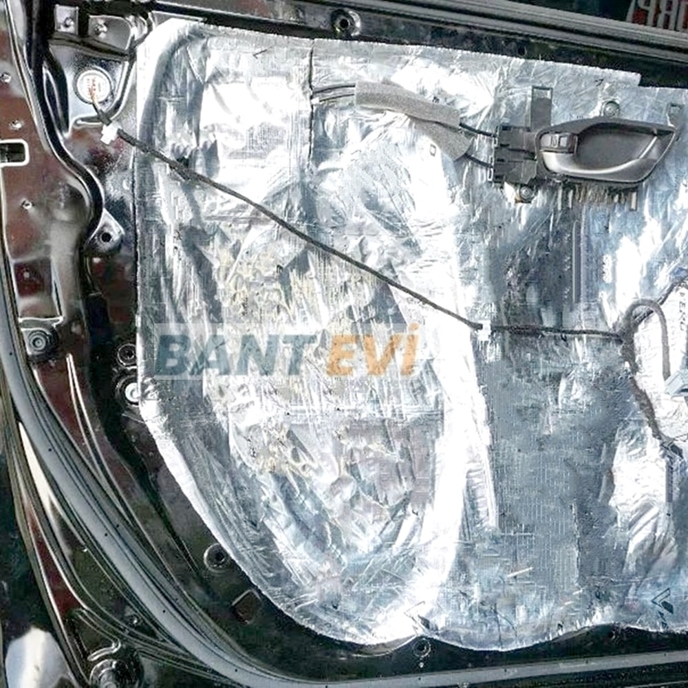 Folyolu Araç Ses Yalıtım Şiltesi 9mm 10cmx5m Folyolu Kendinden Yapışkanlı Kauçuk Izolasyon Malzemesi