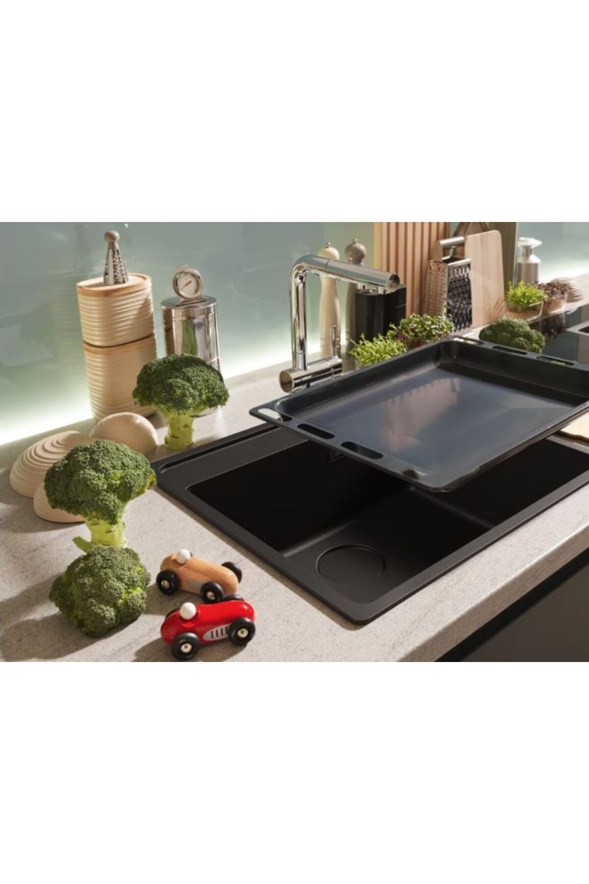 114.0661.642- Maris Mrg 610 52 Matt Black Granit Eviye