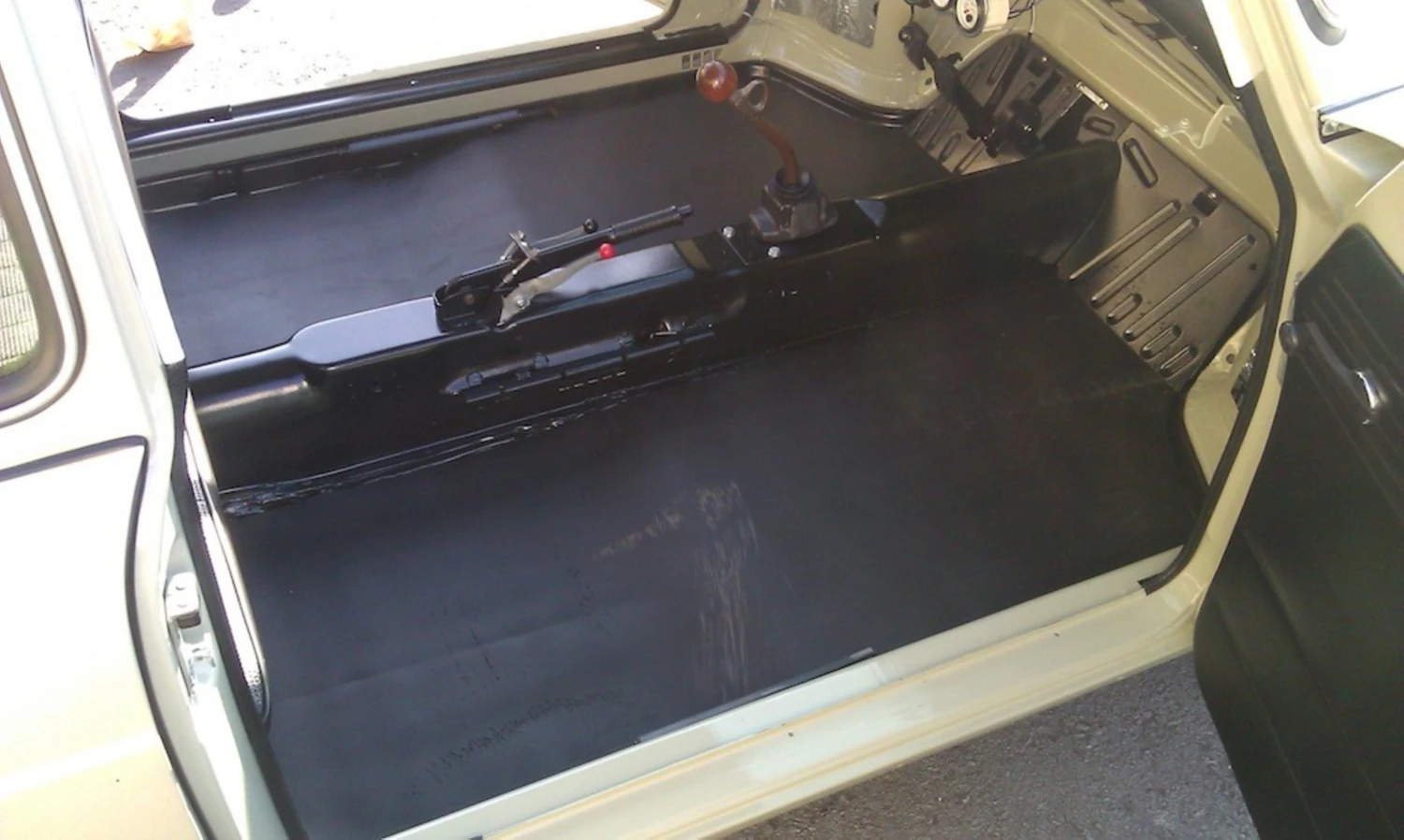 Araç Oto Ses Isı Yalıtım 10CMX10M 9mm Yapışkanlı Kauçuk Karavan Izolasyon Malzemesi