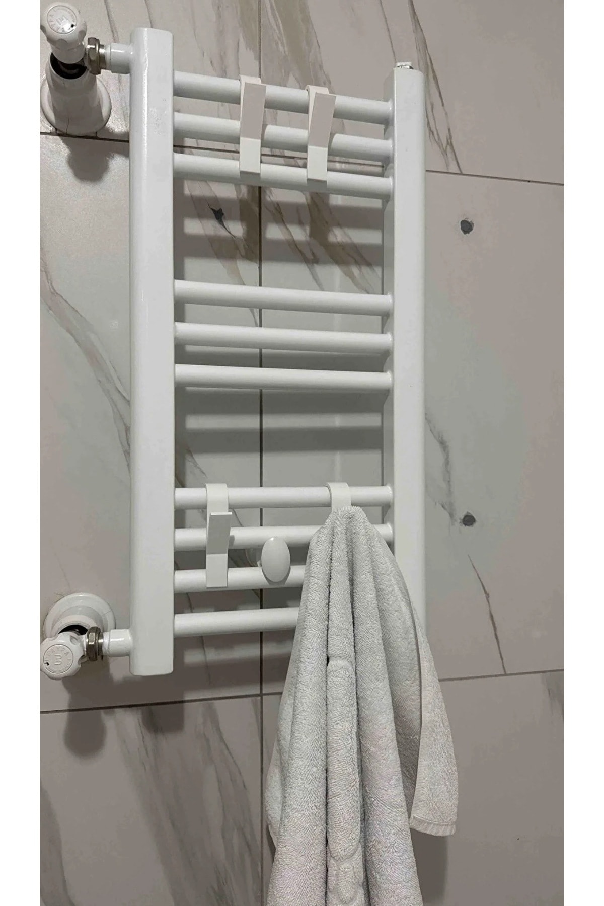 Banyo Havlupan Askı Aparatı (2adet) – Pratik ve Dayanıklı Havlu Askısı, Kolay Montaj