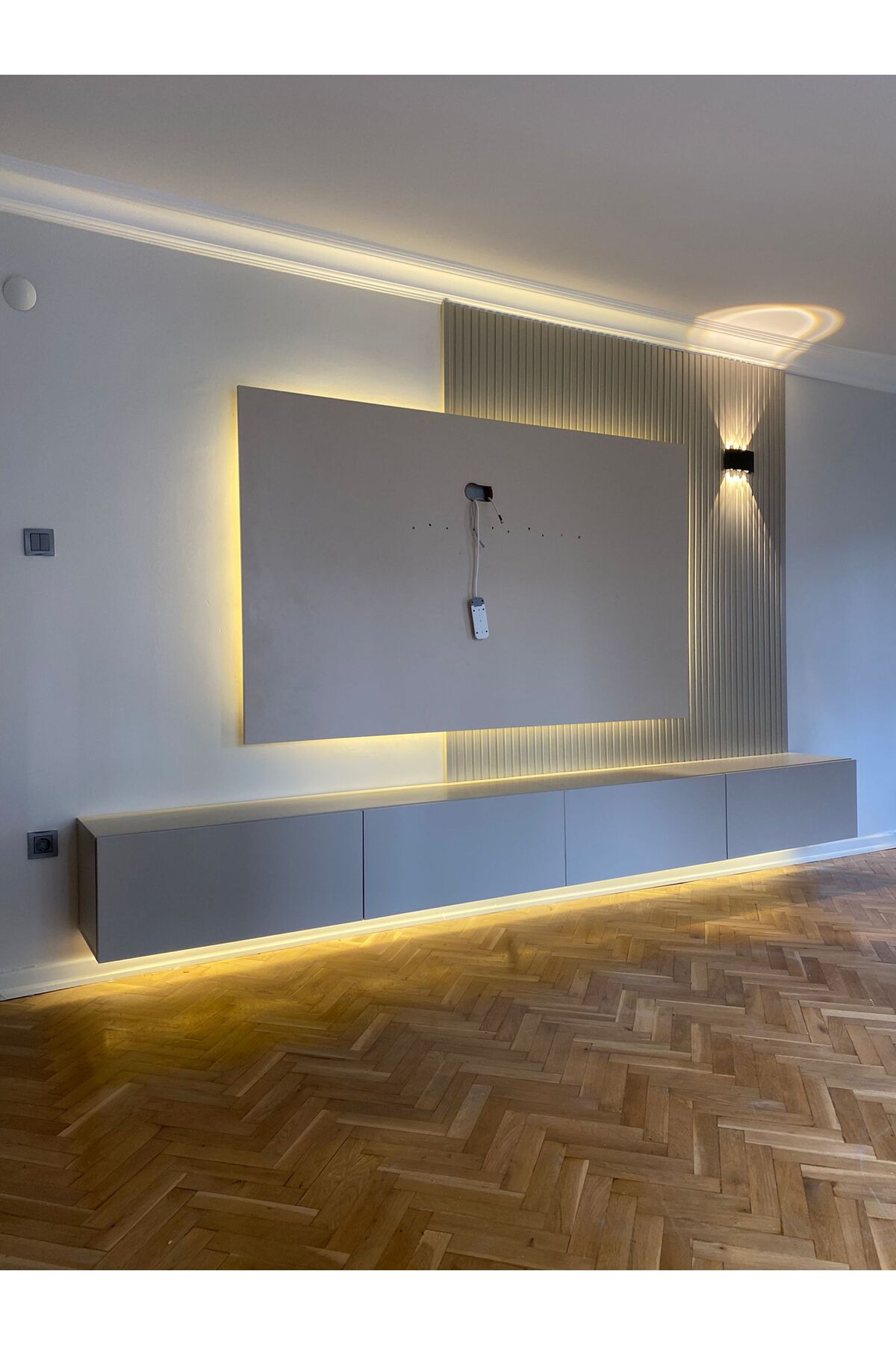 BALKANLAR MDF DUVAR PANELİ E MODEL GÖK GRİ (10 ADET)  12CM x 250CM x 15MM