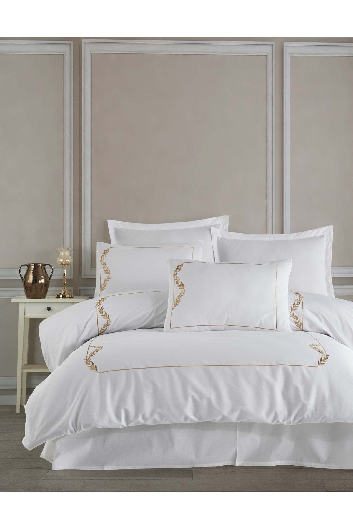 Çeyizlik %100 Cotton Urban&Chic MISHA GOLD Çift Kişilik Nevresim Takımı 6 Parça "KUTULU"
