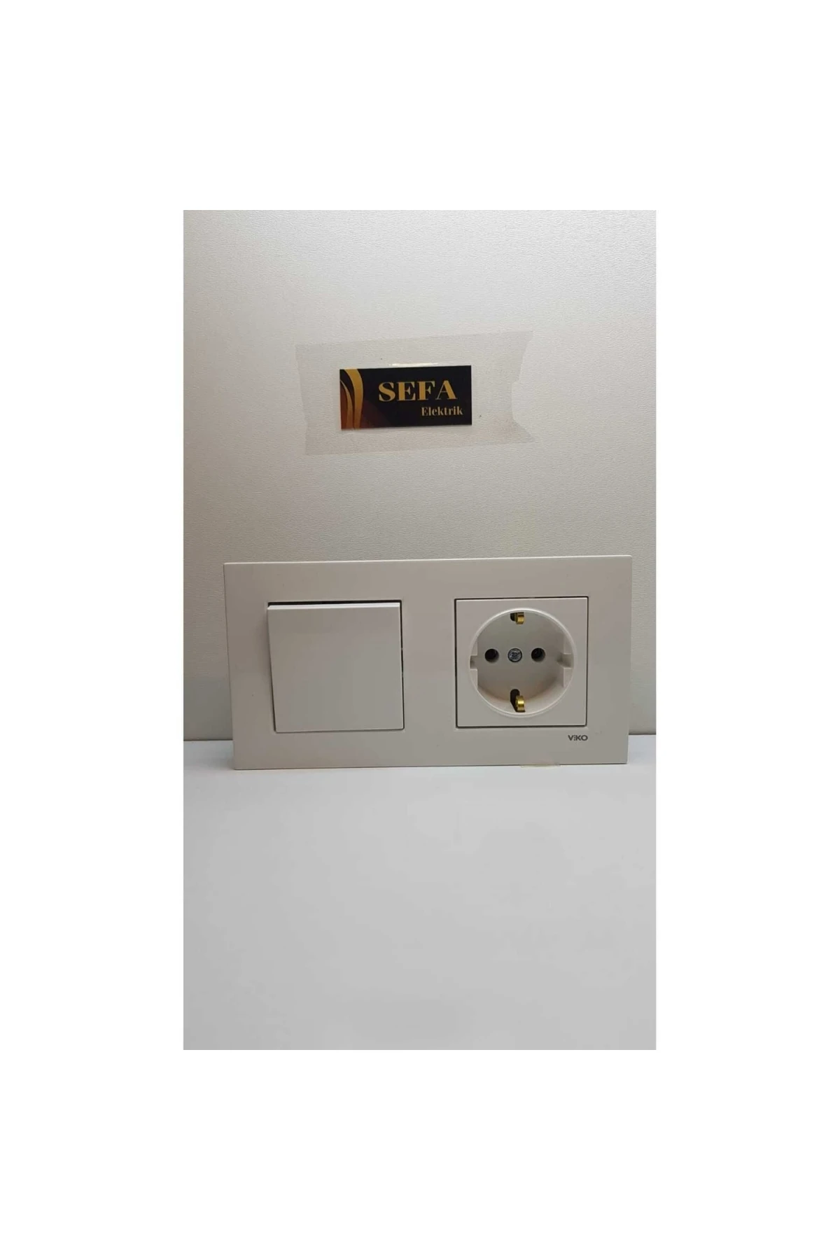 ANAHTAR TOPRAKLI PRİZ ÇERÇEVELİ İKİLİ TAKIM BEYAZ  KARRE