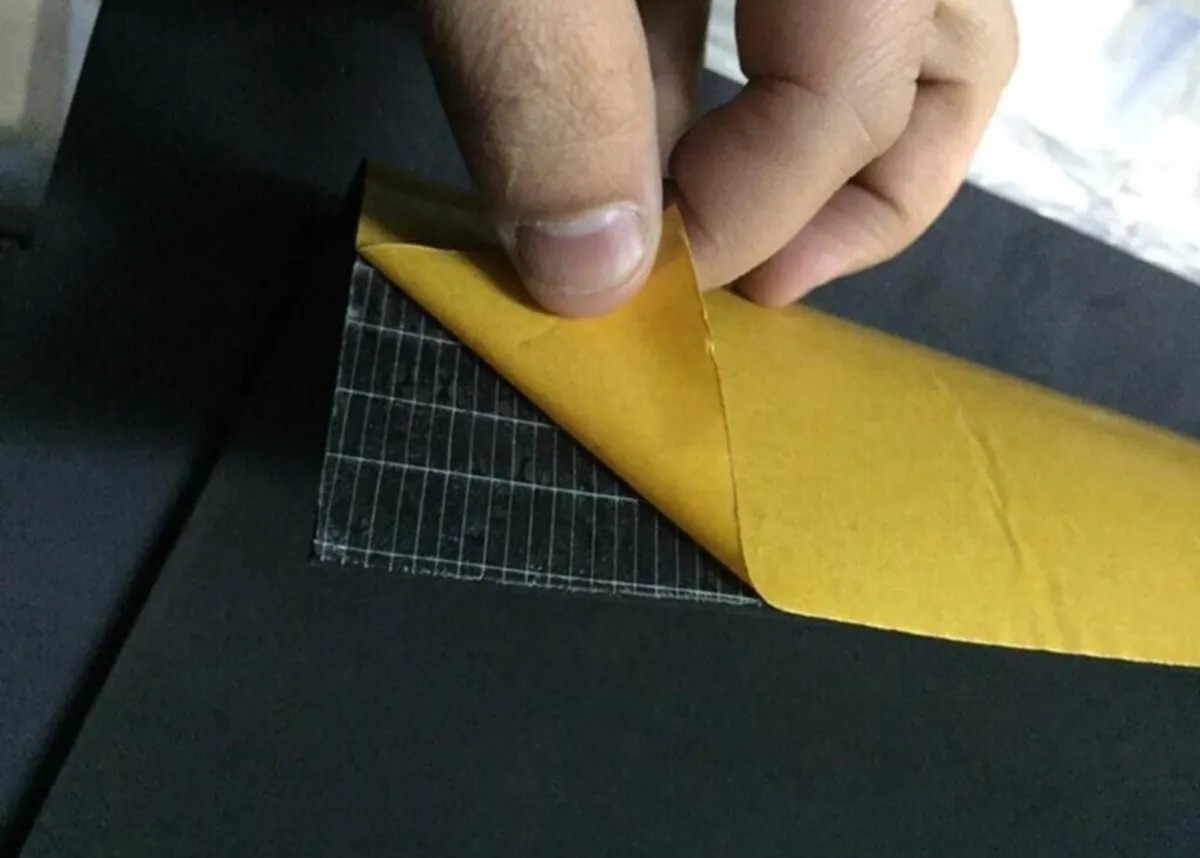 Oto Ses Isı Yalıtım Malzemesi Flexi Kauçuk Sünger Yapışkanlı 9mm Kalın 40CMX10MT