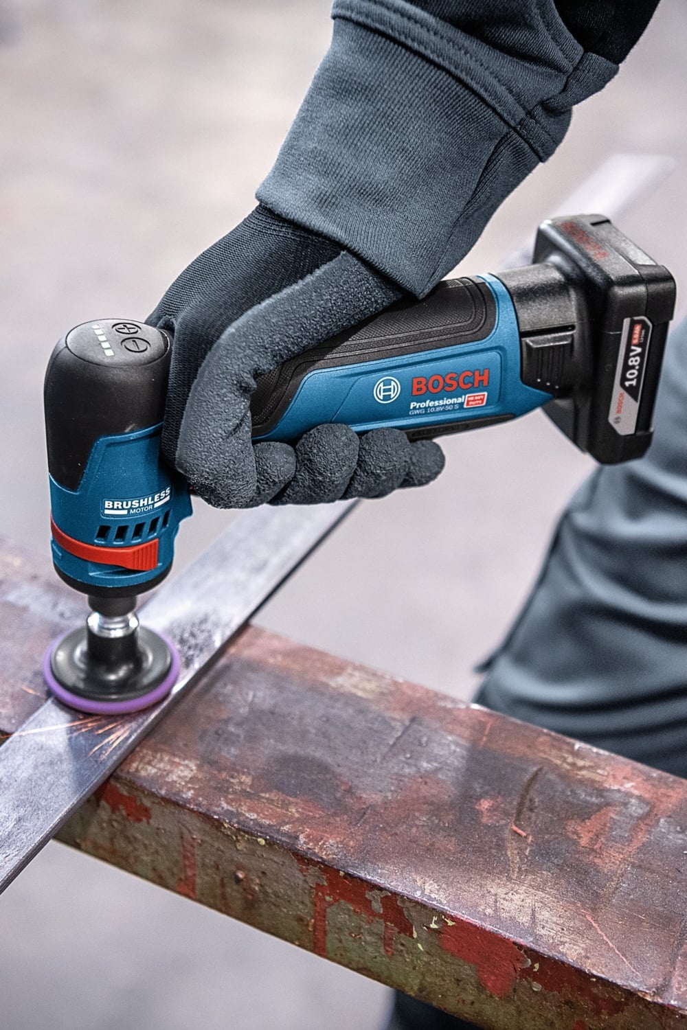 BOSCH GWG 12V-50 S Döner Başlıklı Taşlama Makinesi SOLO (Akü ve Şarj Cihazı Dahil Değil) - 06013A7000