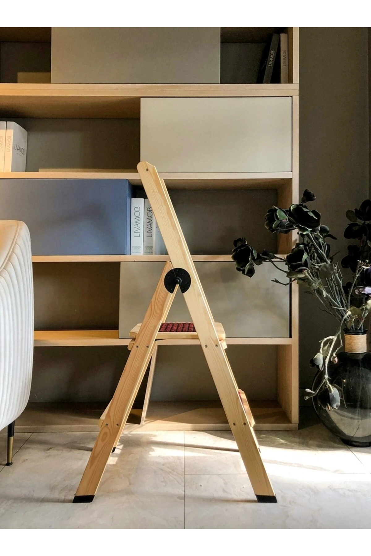 Ev Tipi Katlanabilir Ahşap Merdiven – Masif Çam, 2/3/4 Basamaklı, Dekoratif ve Çok Amaçlı