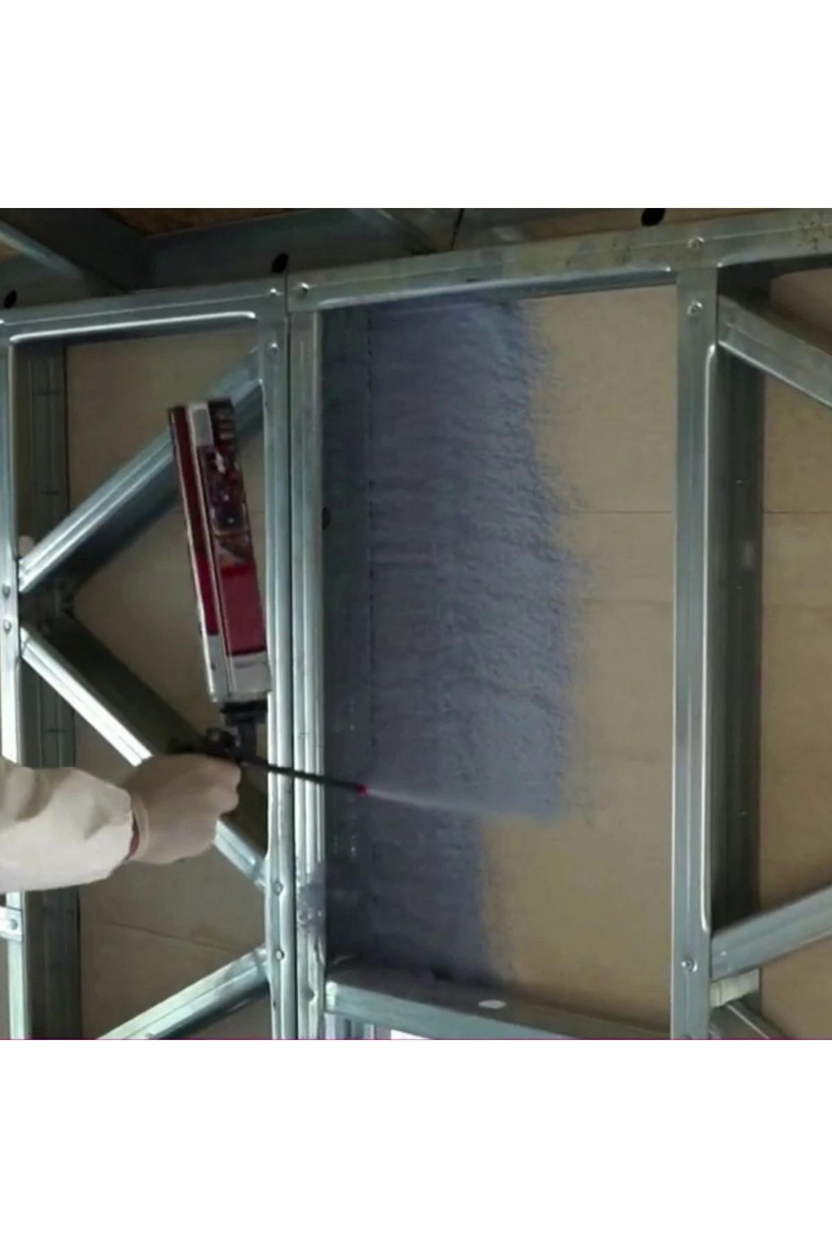 Yalıtüp Poliüretan Isı Ve Ses Yalıtım Köpük 5adetx930gr+1 Tabanca+1 Temizleyici Sprey