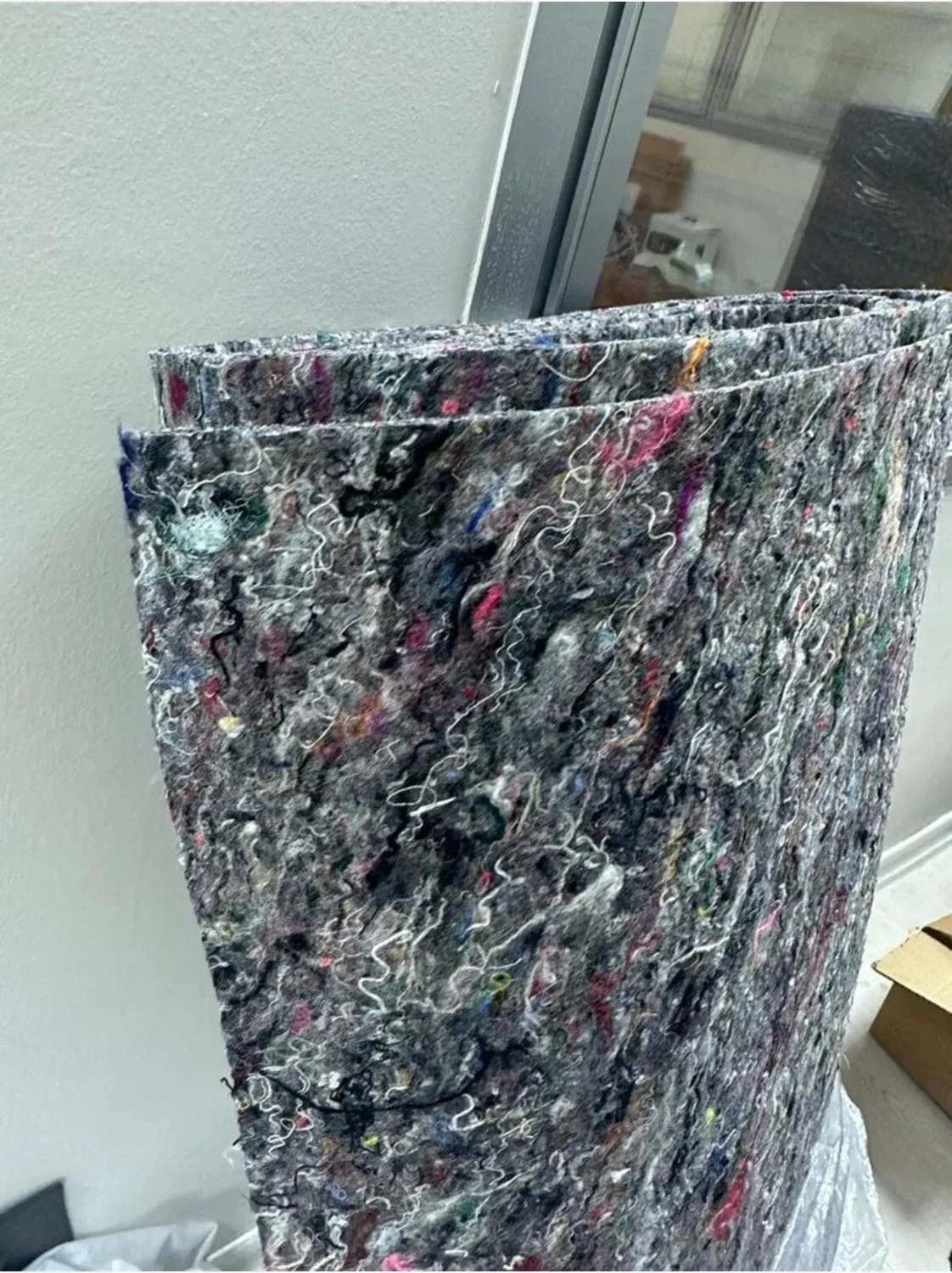 Duvar Paneli Yalıtım Keçesi 6 mm - 100 cm x 100 cm