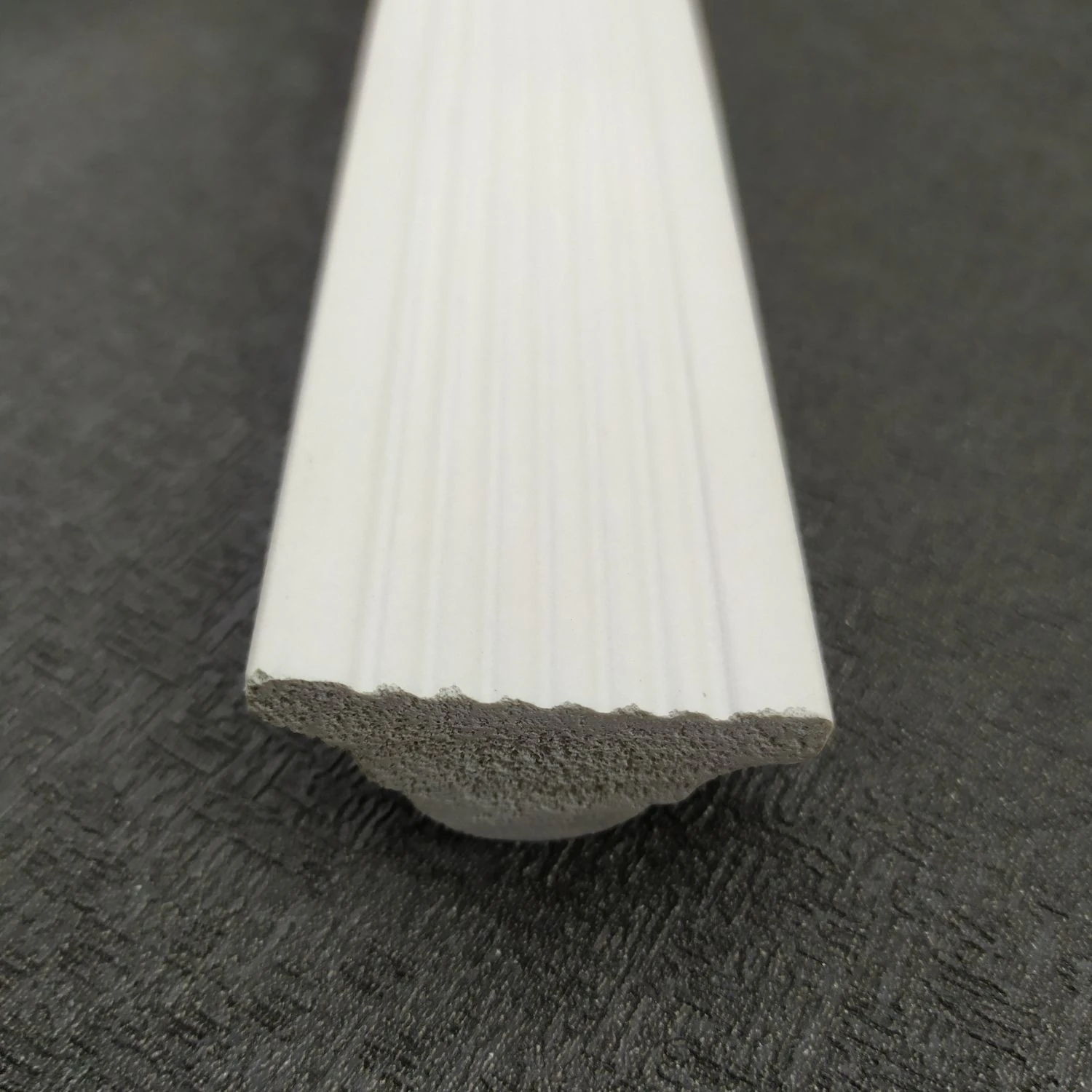 Dekoratif Boyanabilir 1 Adet 4 cm Polistren Duvar Çıtası