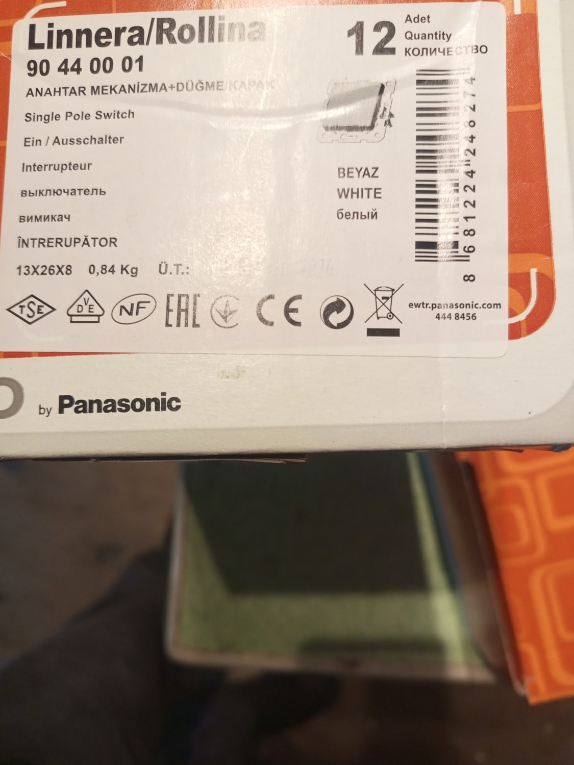 Linnera Beyaz Light Yaylı Anahtar Çerçeveli