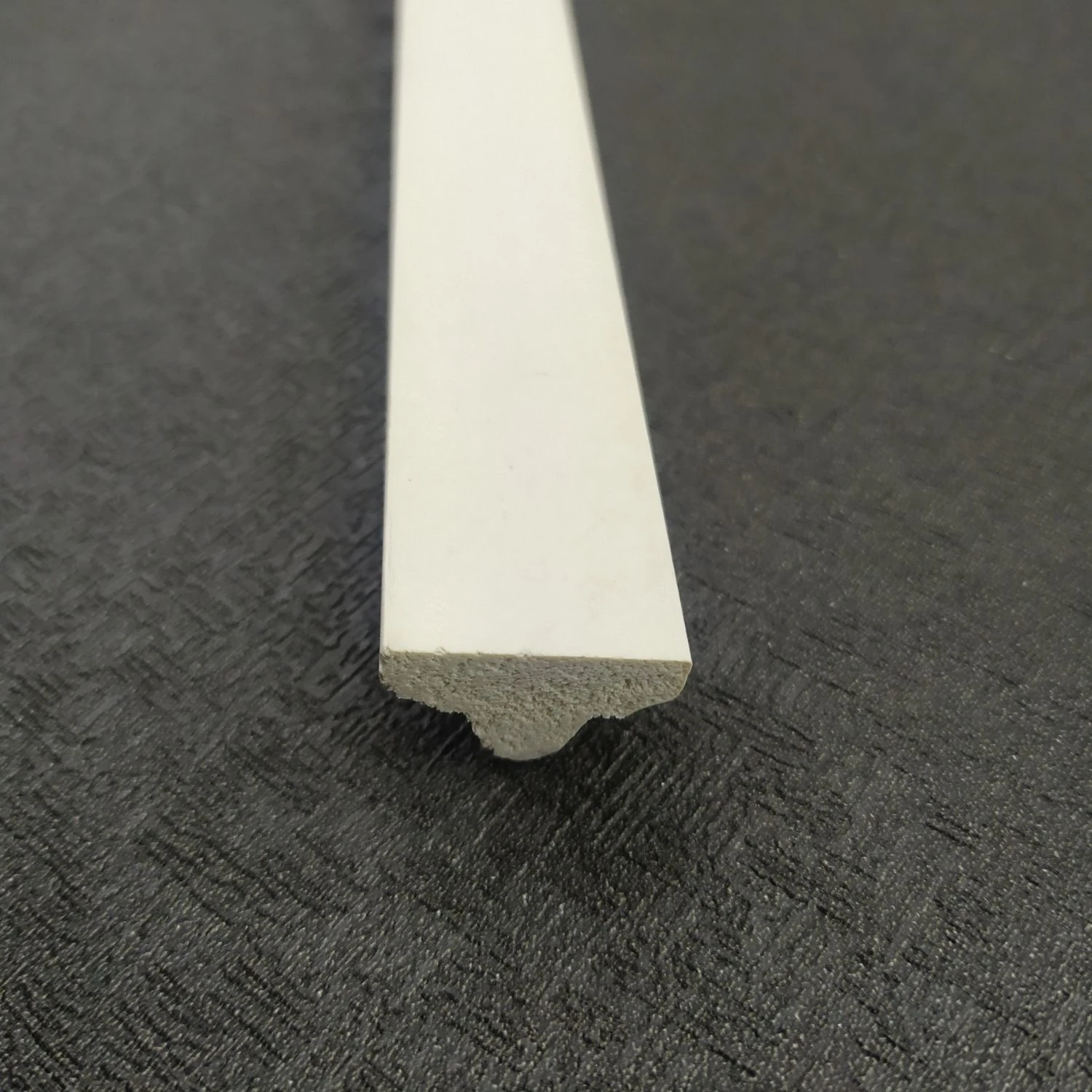 Decozza  Boyanabilir Duvar Çıtası 2,5cm - 10 BOY=29M ( DF-2315 / 1boy = 290 cm )