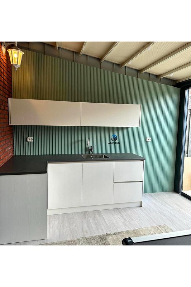 AKYÜREK  LB 3783 MODEL SU YEŞİLİ DEKOR PROFİL DUVAR KAPLAMA  LAMBRİ