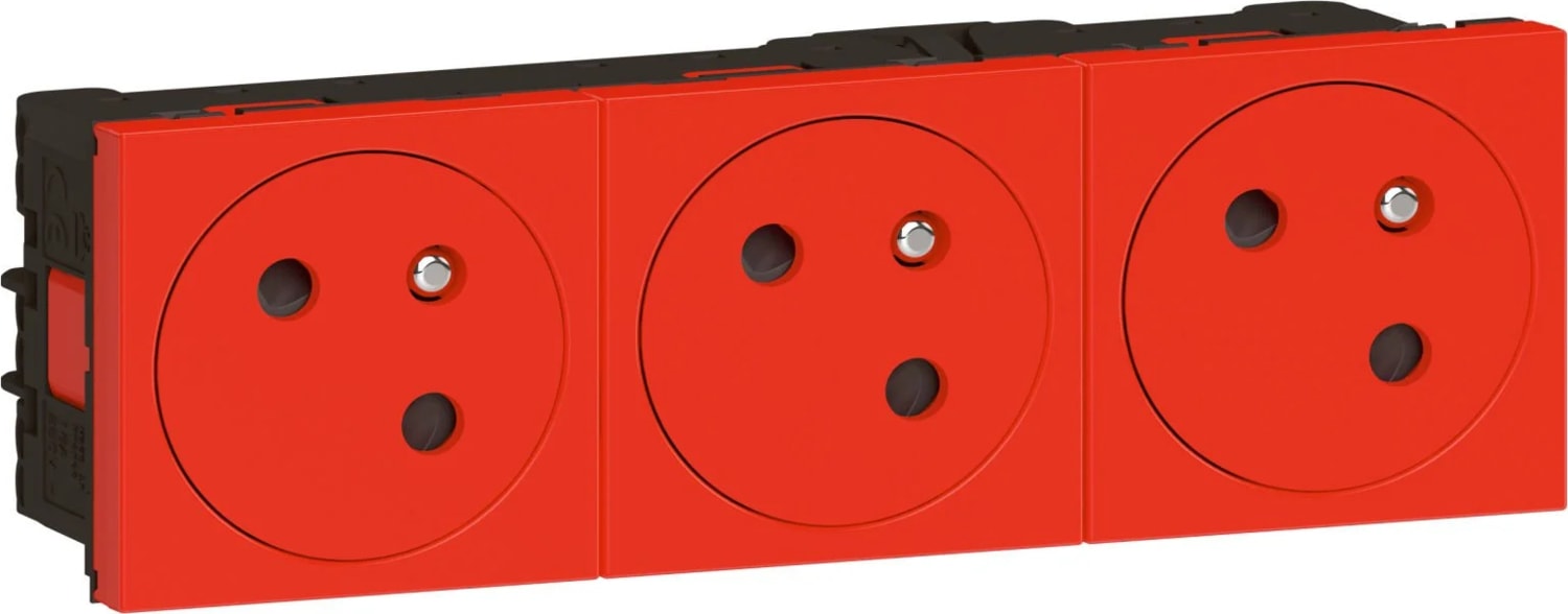 Üçlü Düz Yüzey Ups Priz, 45° , Ç.k , OTOMATIK,16A, 250V~, 6m, Kırmızı LEG-278173L