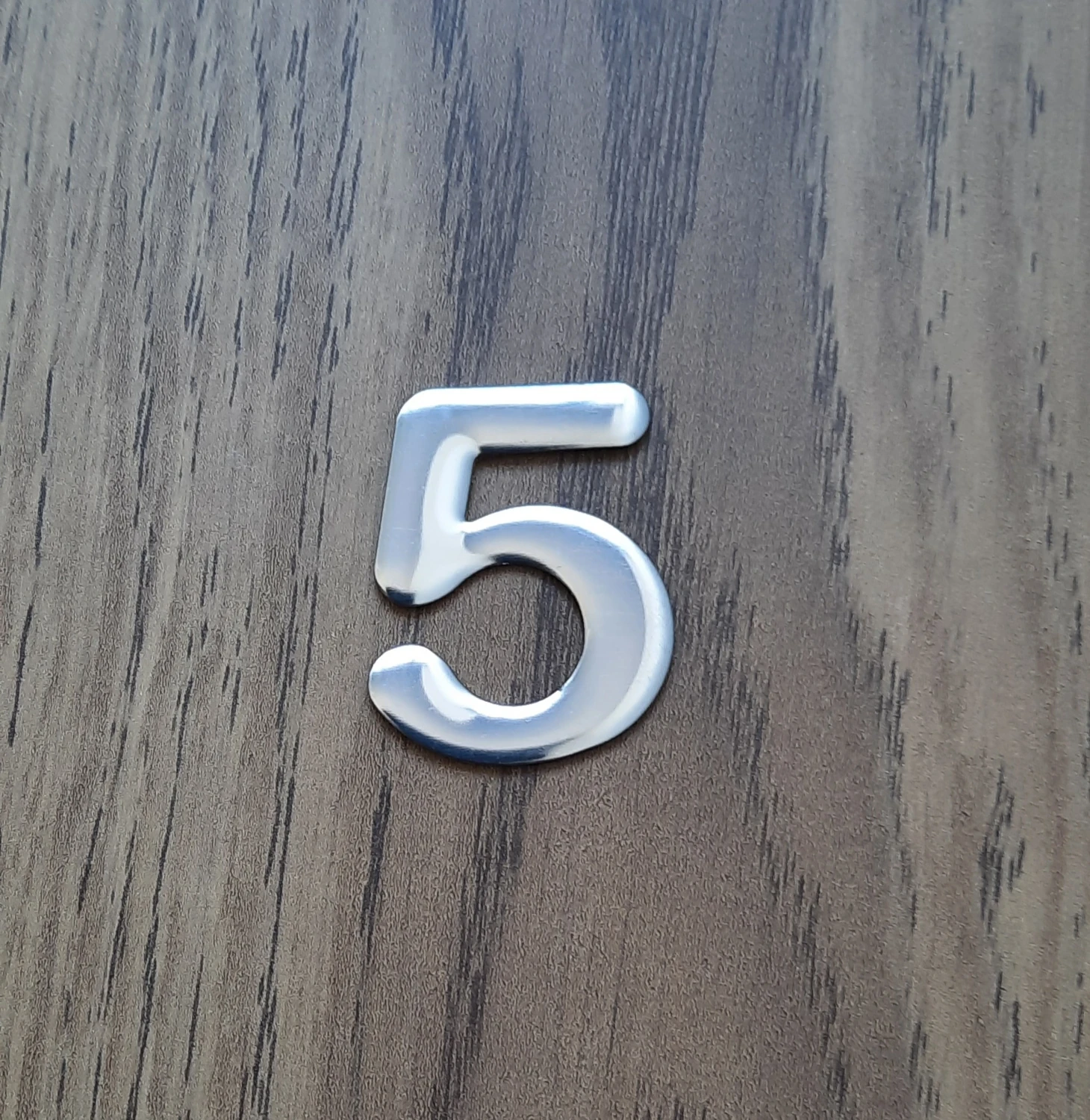 Kapı Numarası 4.2 cm No:5 Kendinden Yapışkanlı Krom Metal Dolap,ayakkabılık,raf,posta Kutu Numarası