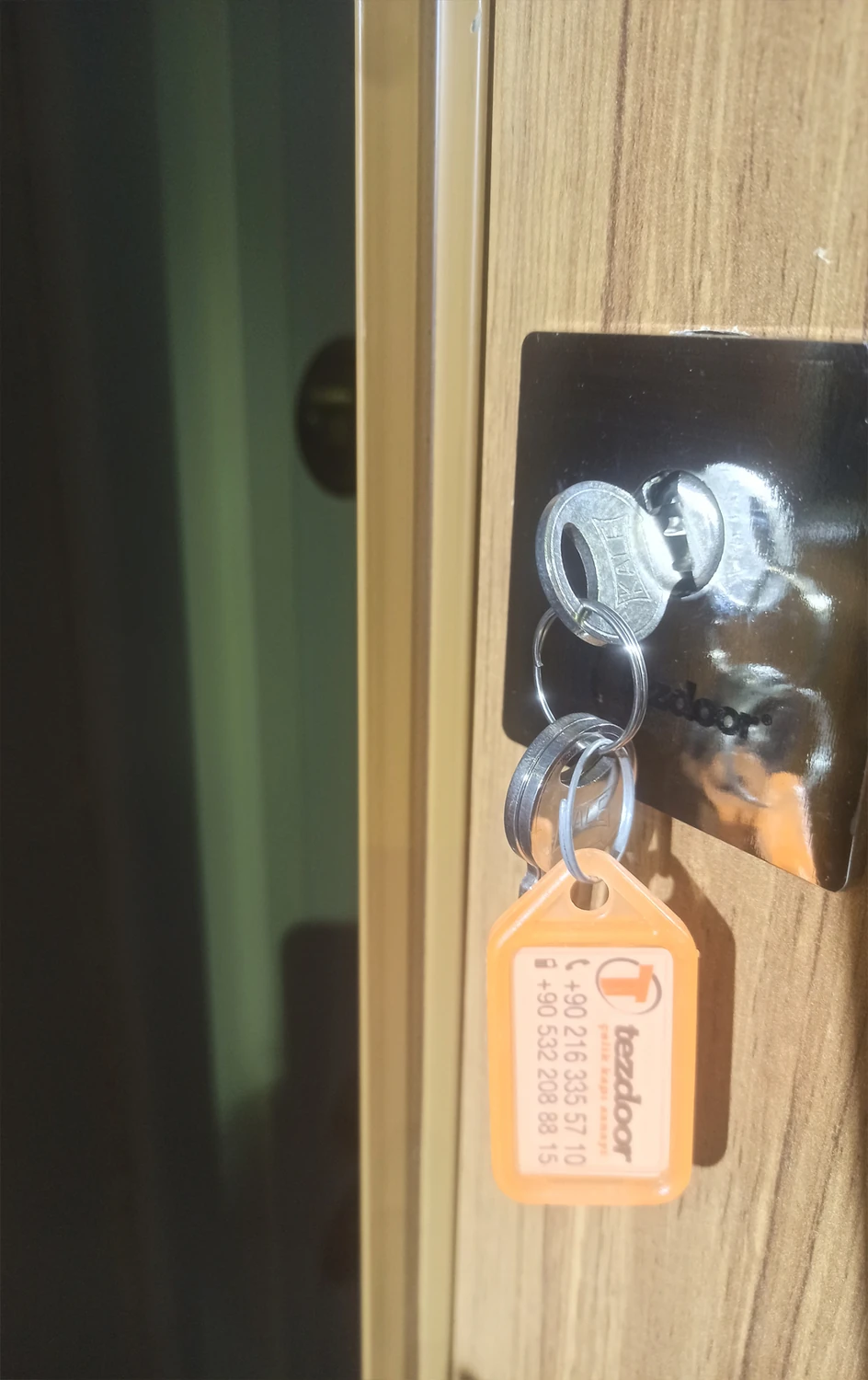 Çelik Kapı, Eskitme Kasalı Düz Model Daire Giriş Kapısı, Sağ Açılım