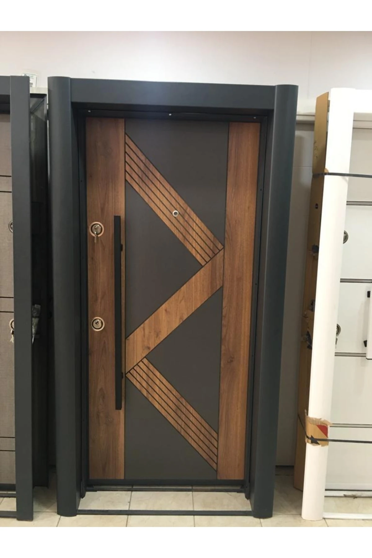 Iz03 Çelik Kapı iz03