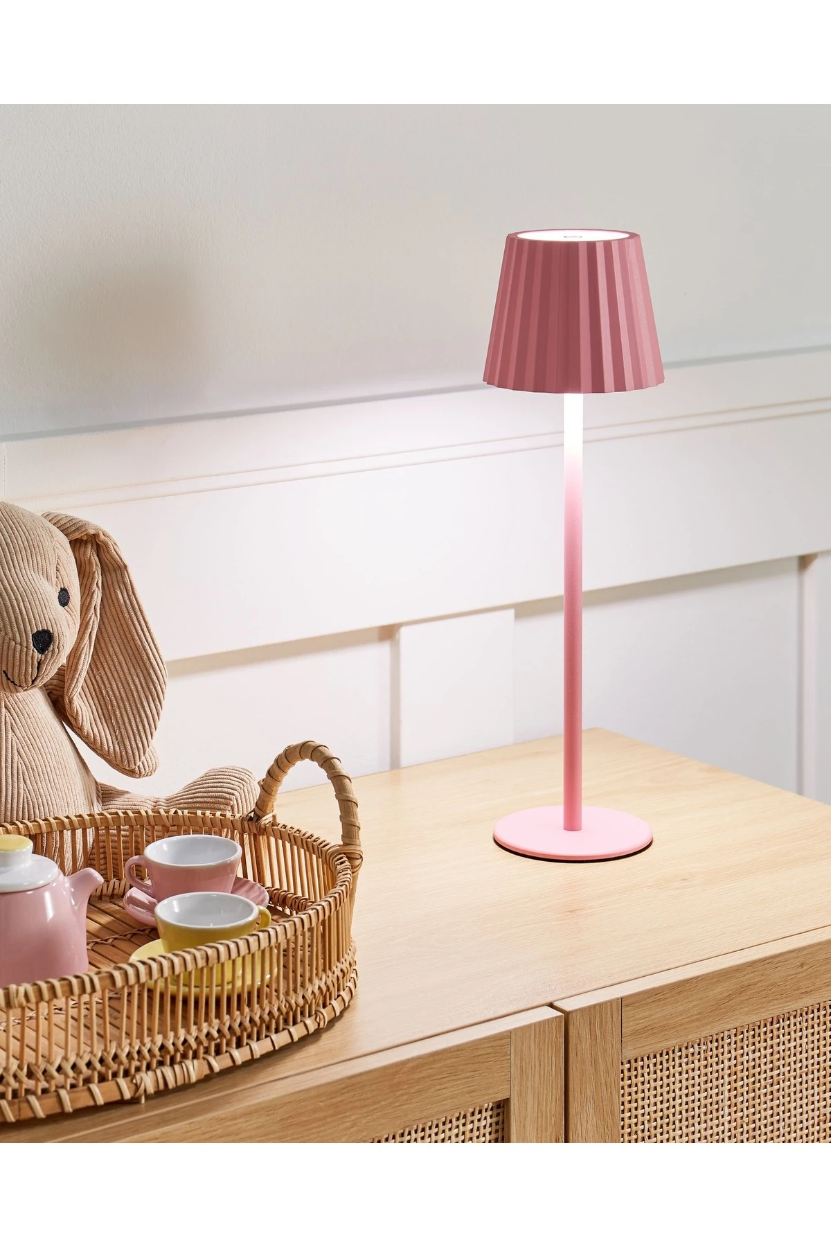 POMBEIRO Metal Masa Lambası, LED Işık, Dokunmatik Anahtar, 3 Renk Modu, USB Şarj Girişi