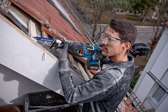 BOSCH GSA 185-LI Akülü Panter Testere (Akü ve Şarj Cihazı Dahil Değildir) - 06016C0020