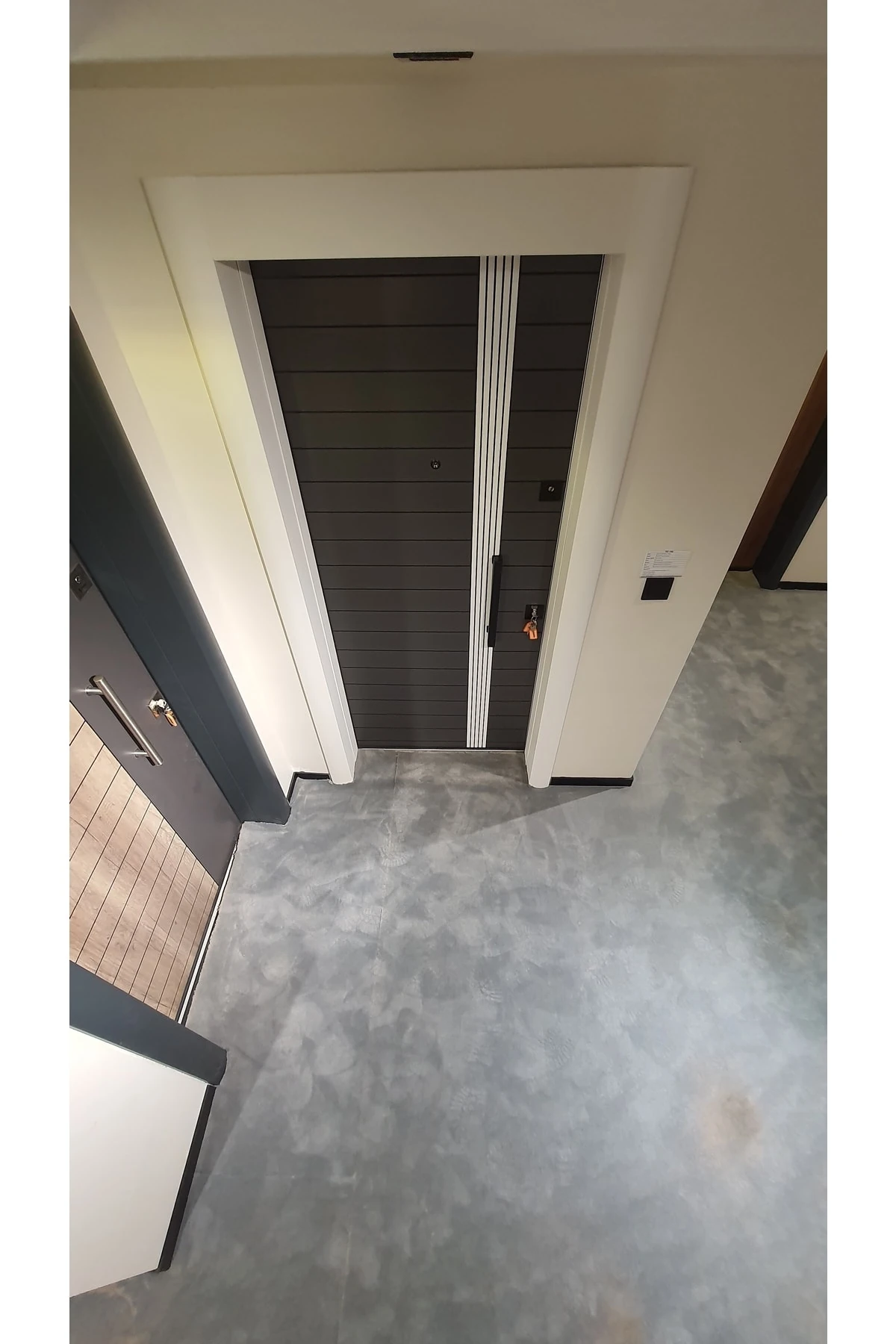 Çelik Kapı Antrasit Düz Model Çelik Kapı,tırnaklı Çelik Kapı, Çelik Kapı Sağ Açılım