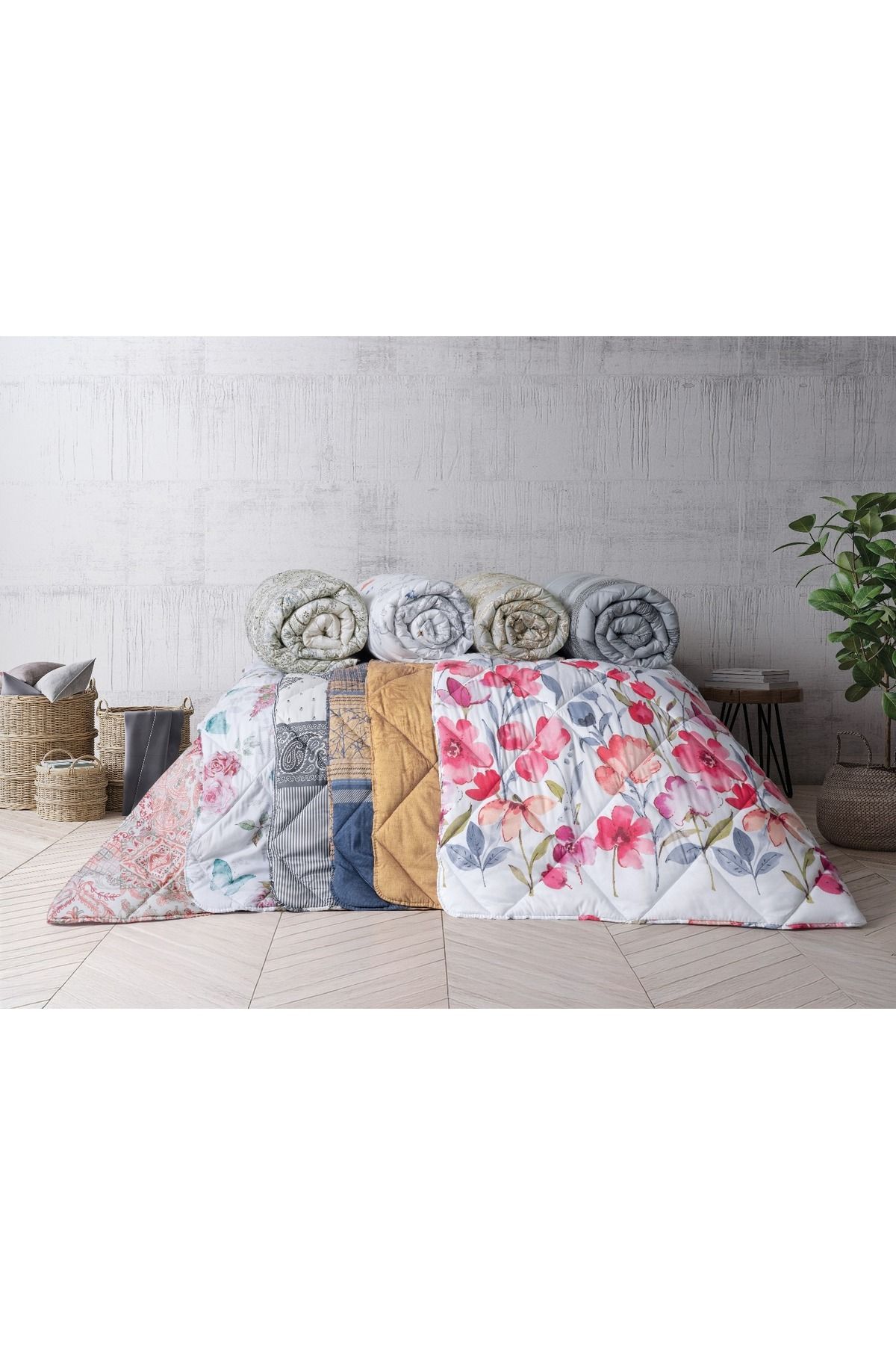 Çift Kişilik Baskılı Micro Yorgan 195x215 Cm Asorti