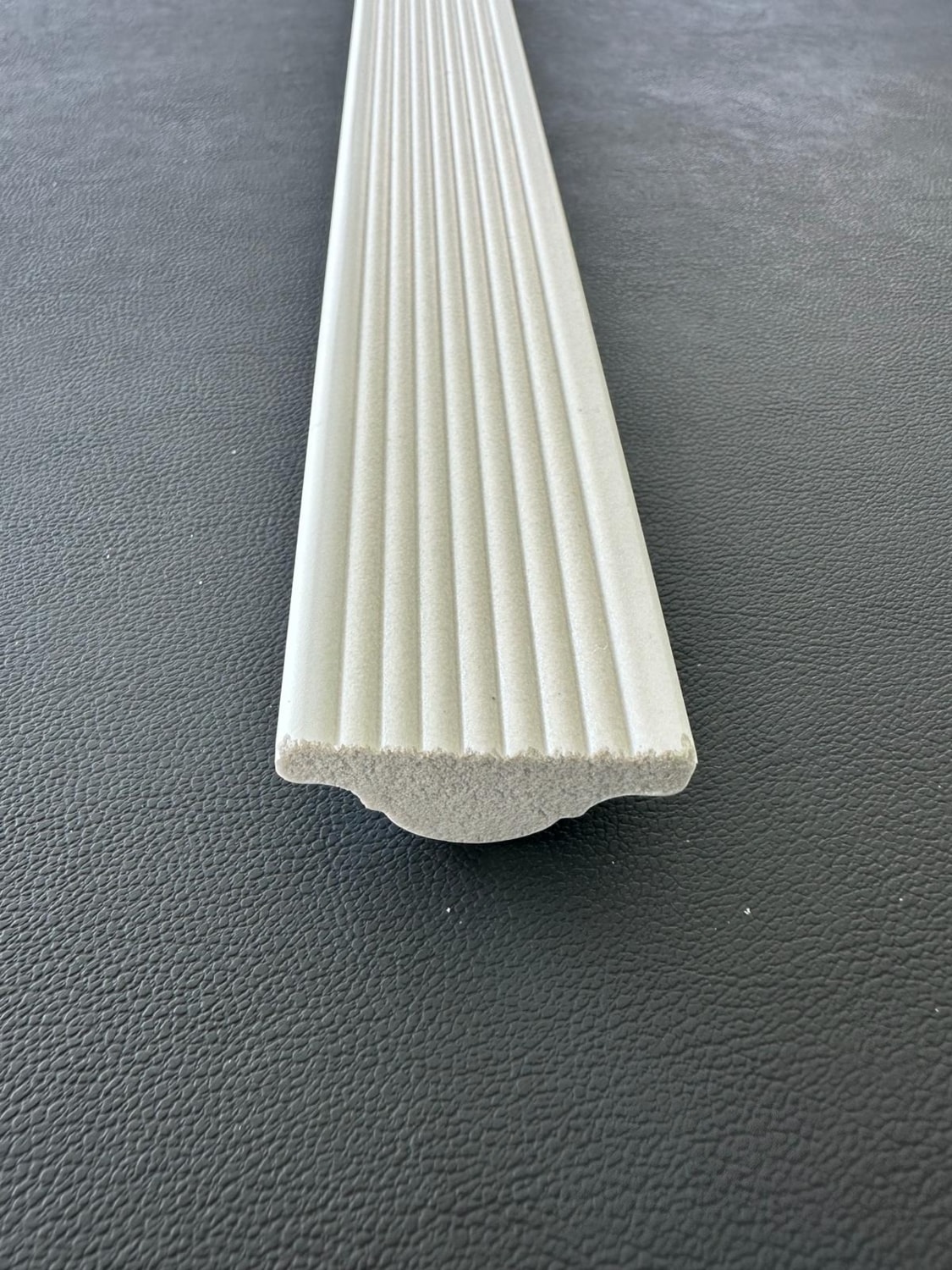 Dekoratif Boyanabilir 1 Adet 4 cm Polistren Duvar Çıtası