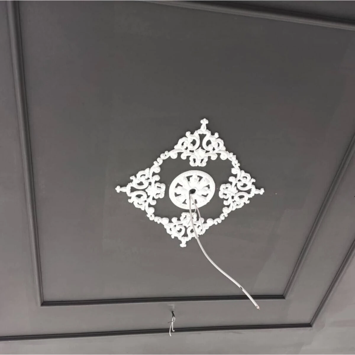 Gri Boyanabilir Çıta Motifi 25 Cm, Dekorasyon ve Tasarım Için Şık Seçenek