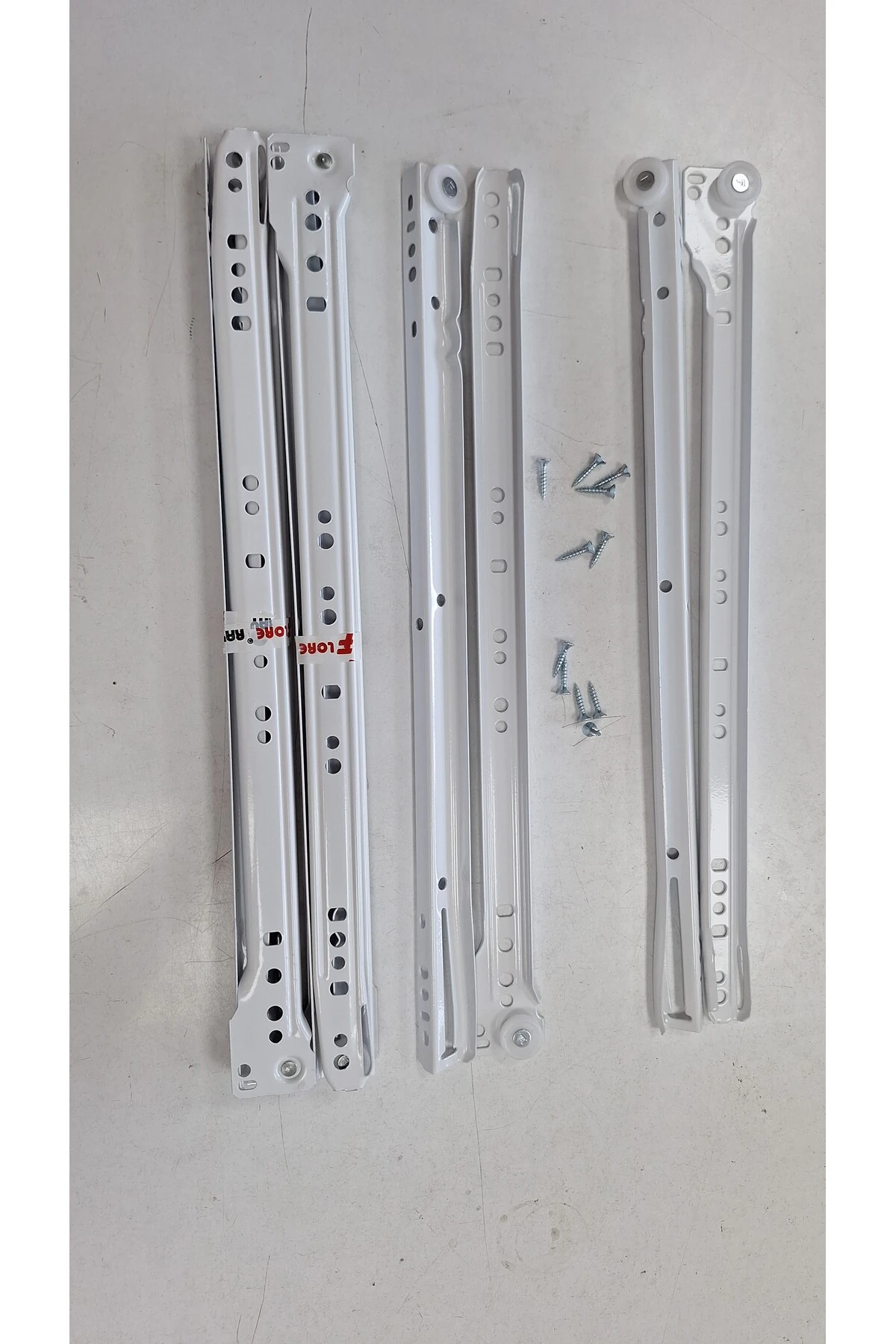 GENEL MARKALAR Klasik Kızaklı Dolap Çekmece Rayı Beyaz 40 Cm (VİDA DAHİL ) - 2 ADET FİYATIDIR