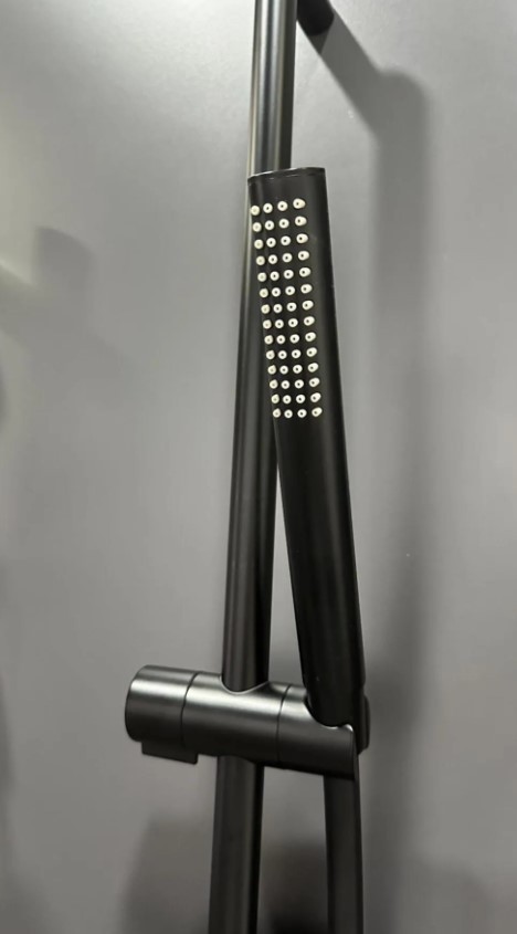 Slim 1 F Mat Siyah Sürgülü Duş Takımı A45725