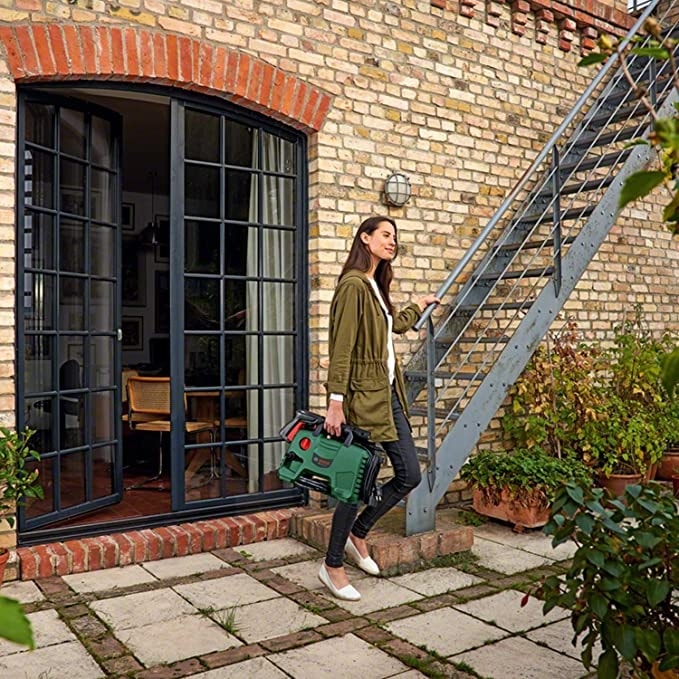 BOSCH Easy Aquatak 120 Basınçlı Yıkama Makinesi