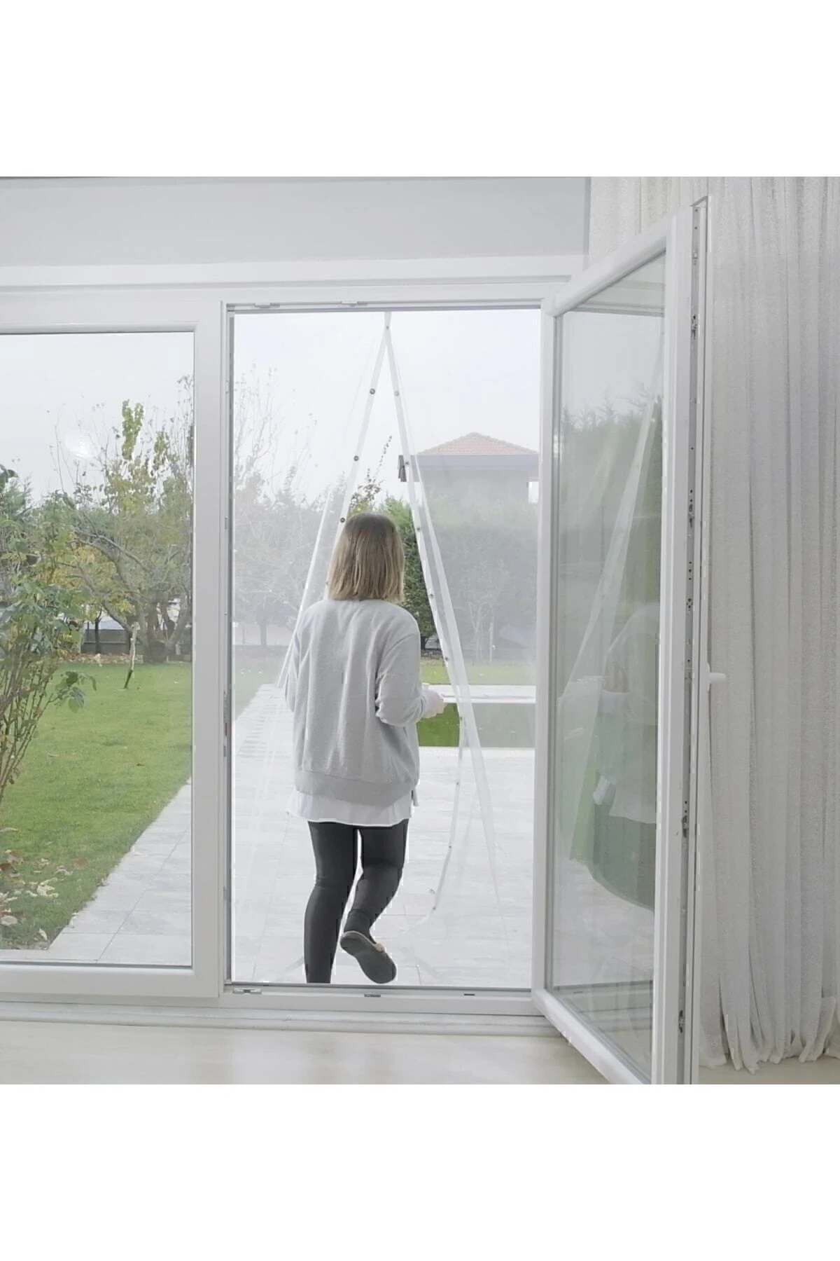 Mıknatıslı Kapı Sinekliği 105x210 Cm Raptiyeli Ve Cırtbantlı