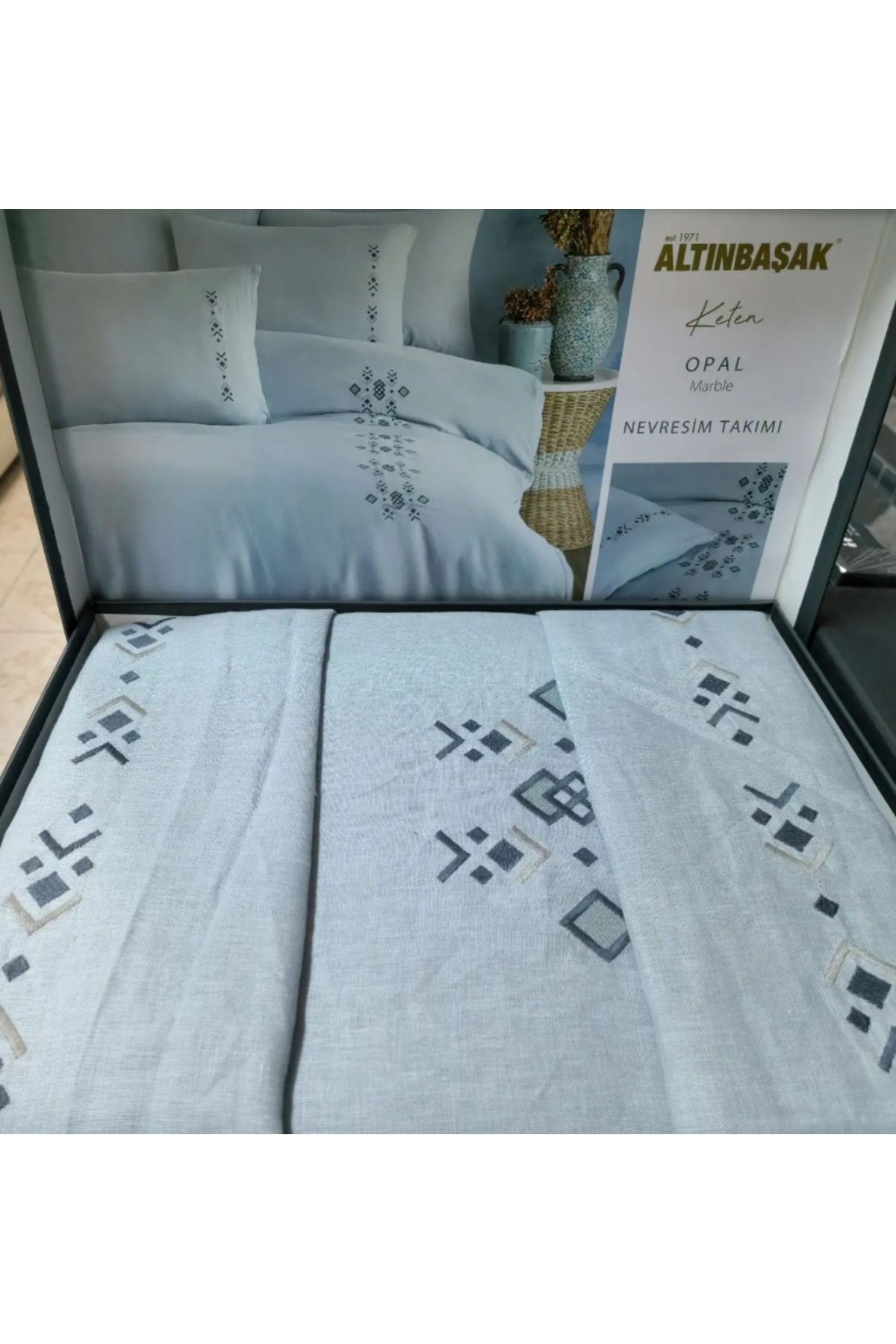 Çift Kişilik Nevresim Takımı Opal Marble Keten Nakışlı (Özel)