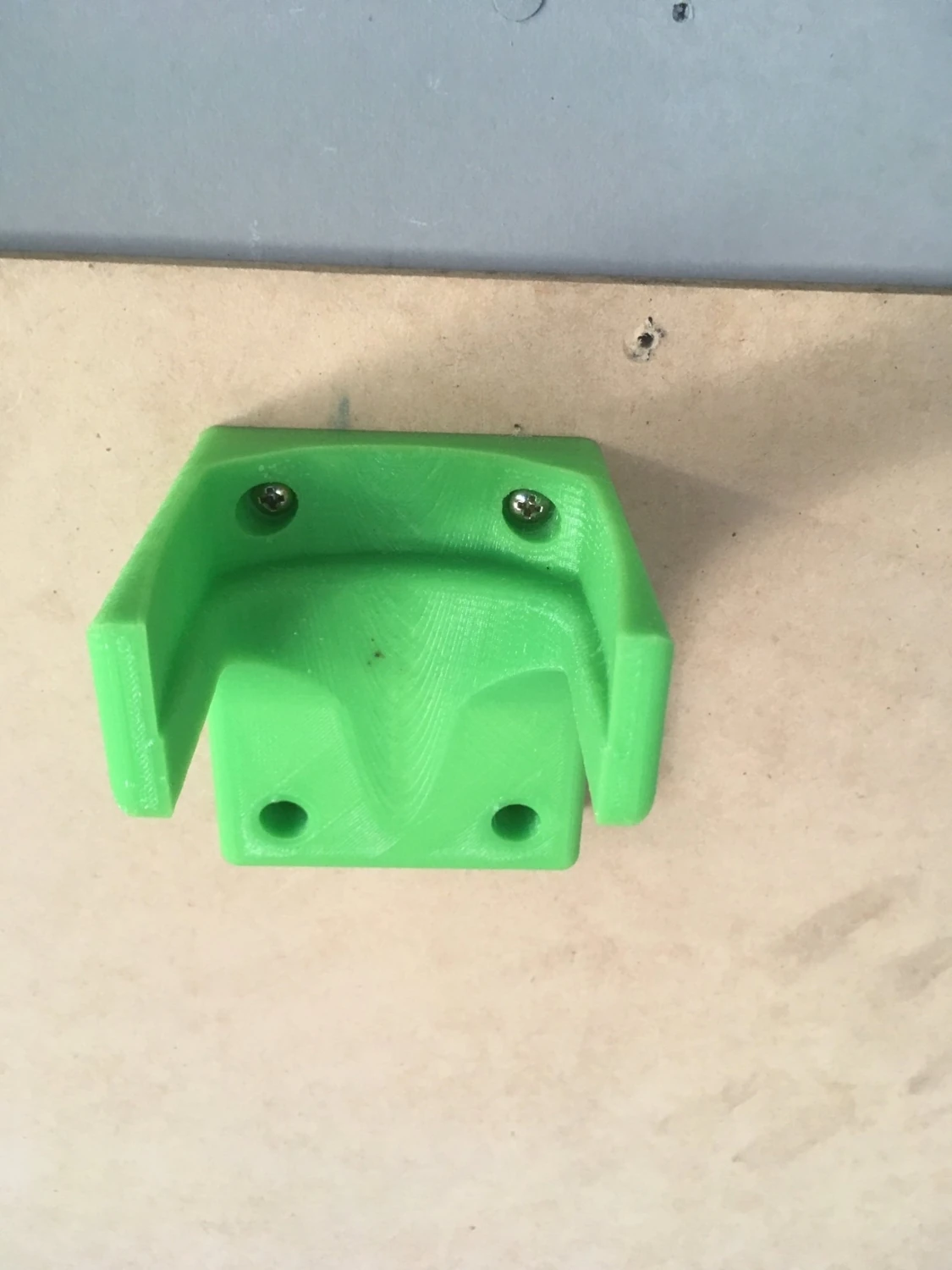 Ryobi Tilki Kuyruğu Testere Duvar Askısı T3756249 3D