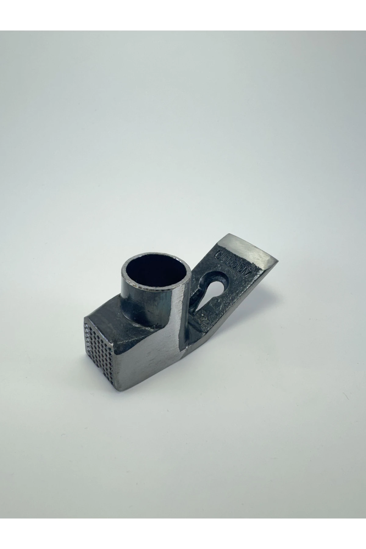 Yüksek Kalite Dövme Çelik Mıknatıslı Usta Keser 430gr (Gürgen Saplı Şekilde Gönderilir)