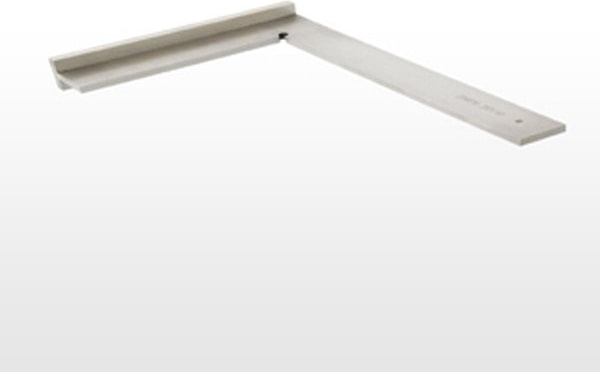 A 0226 Şapkalı Gönye 63 x 40 mm