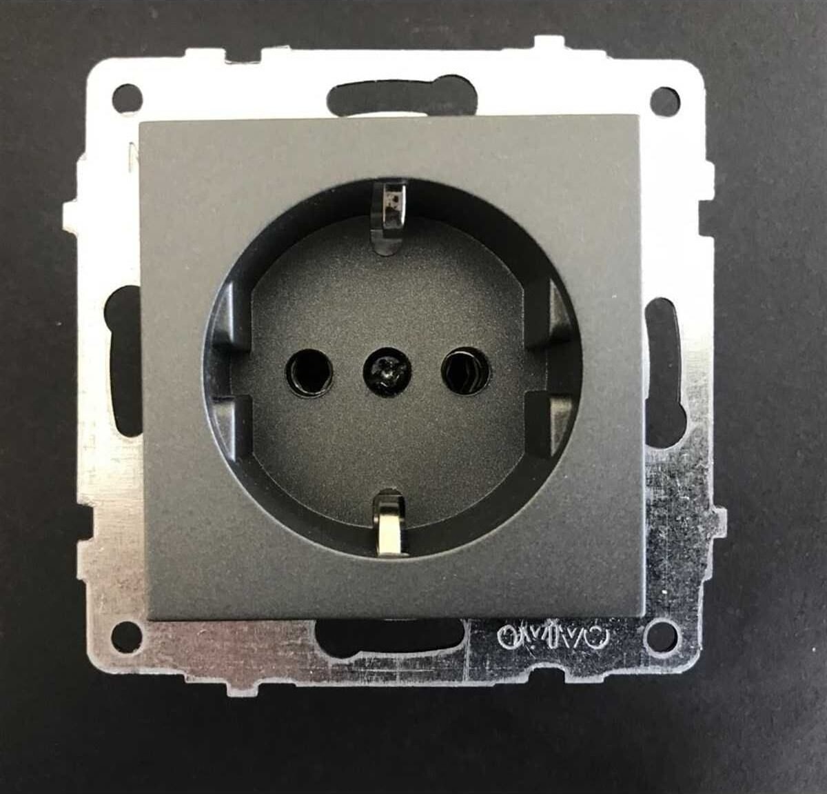 Grano Füme Topraklı Priz Modül Kapak